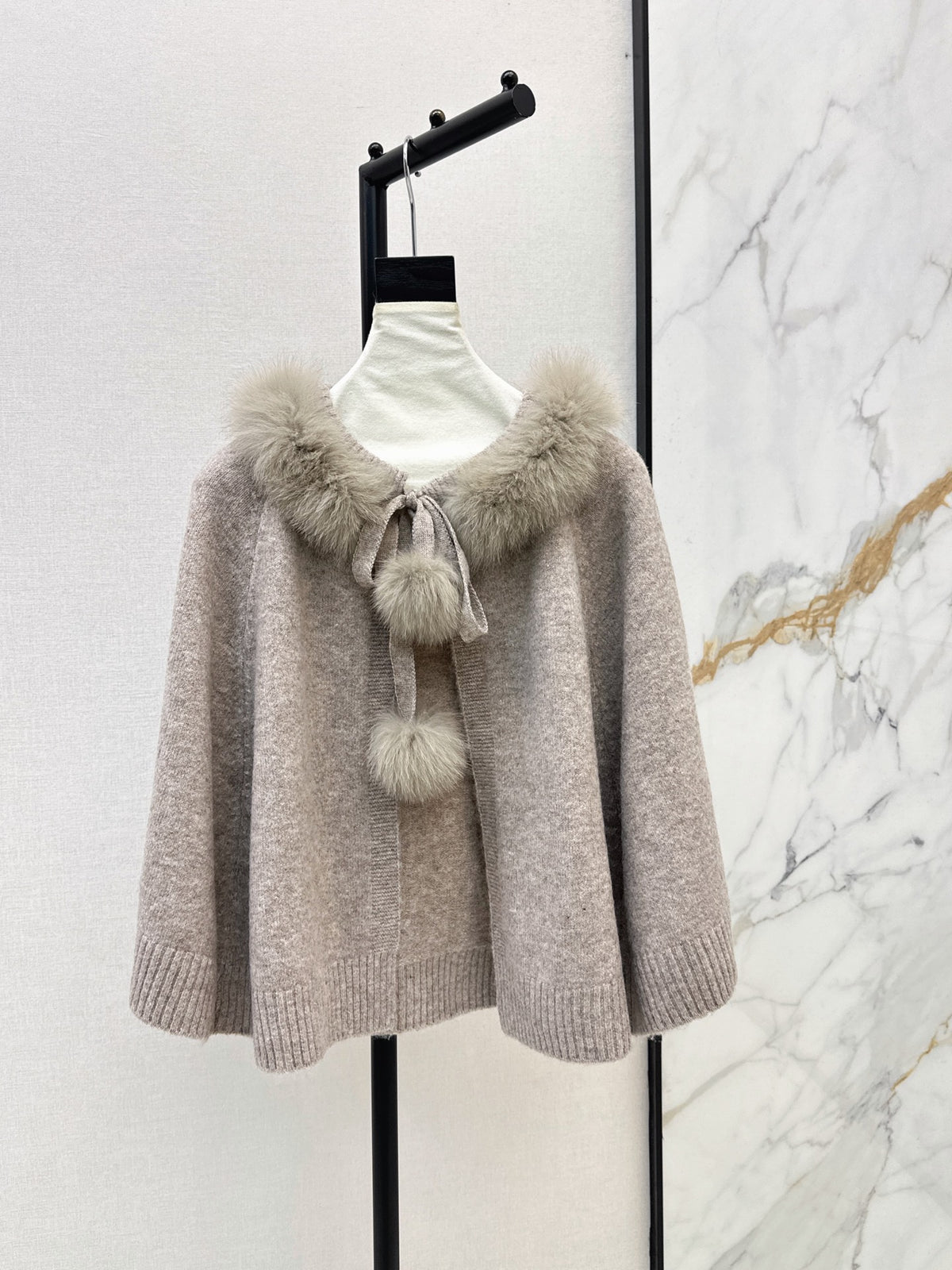 26FW New Fox Fur Collar Cape Coat 🤍🩶