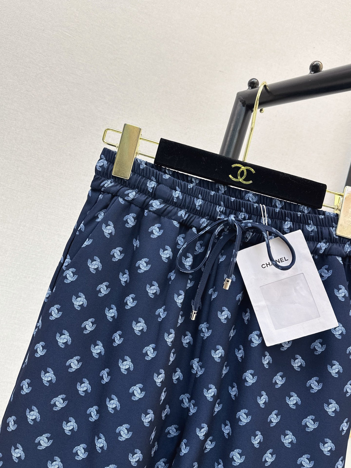 26FW New Straight-Leg Trousers with Iconic Double-C Monogram 🩵