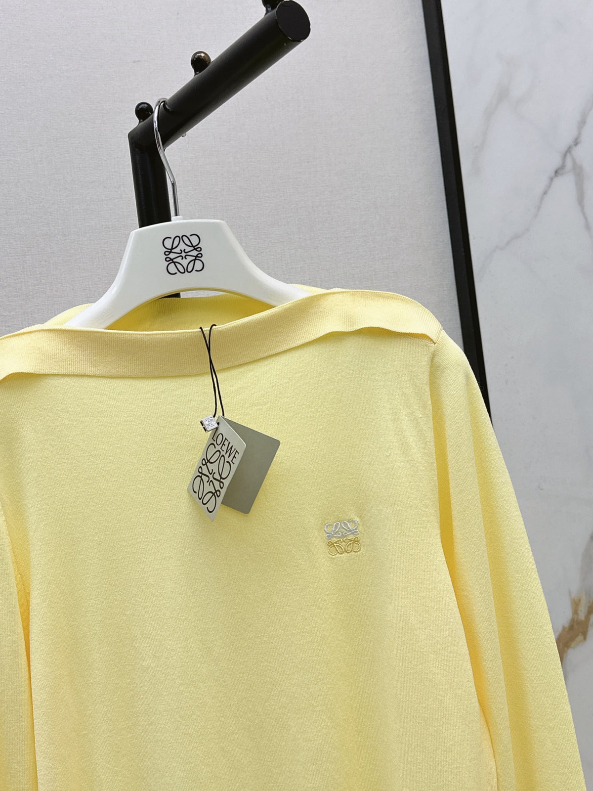 26FW New Boat-Neck Knit Top 💛🖤