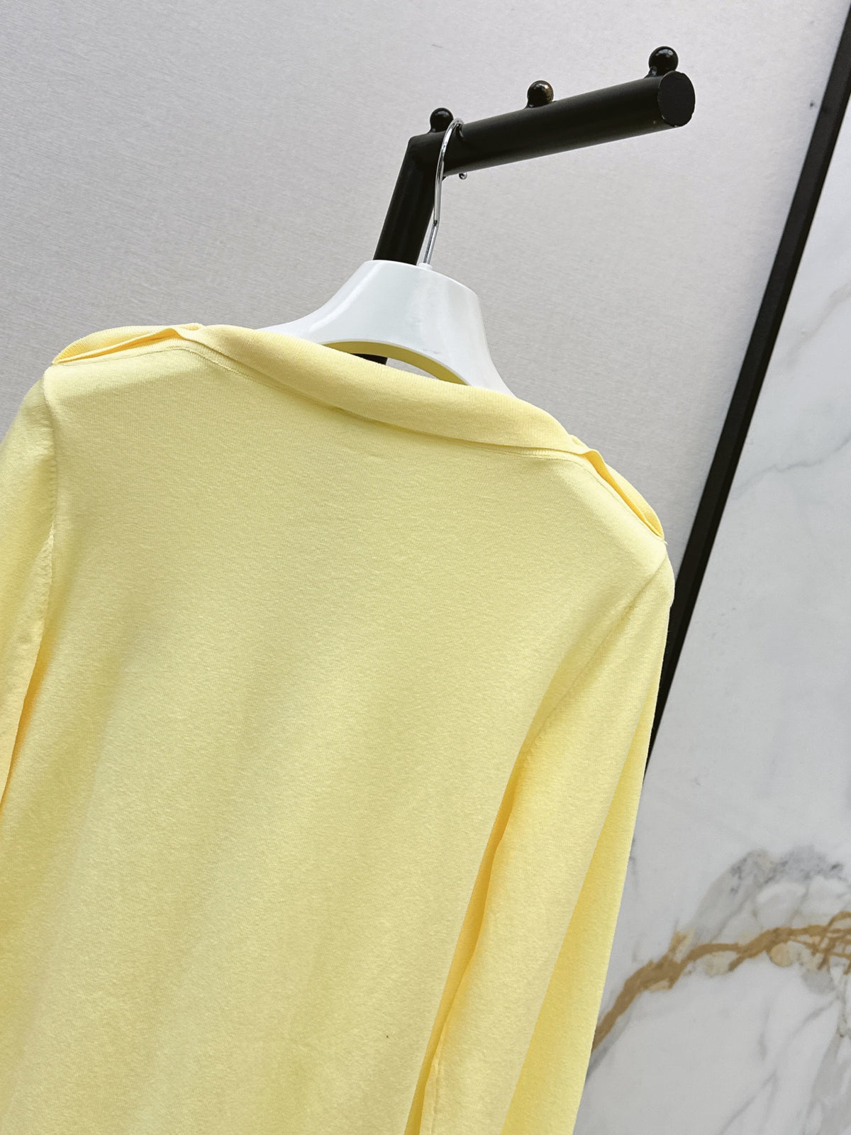 26FW New Boat-Neck Knit Top 💛🖤