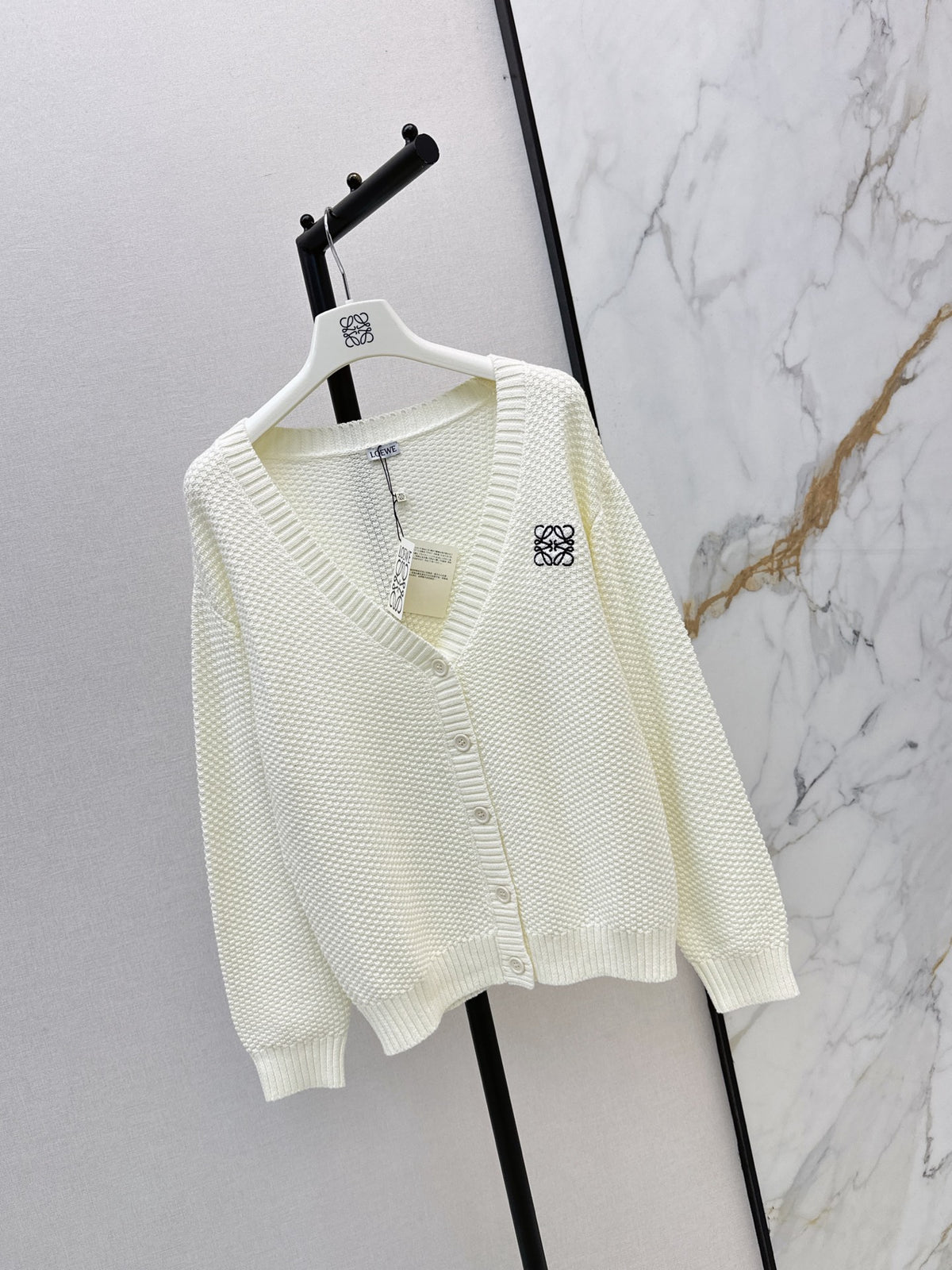 26FW New Loose-Fit V-Neck Knit Cardigan 🤍🩶