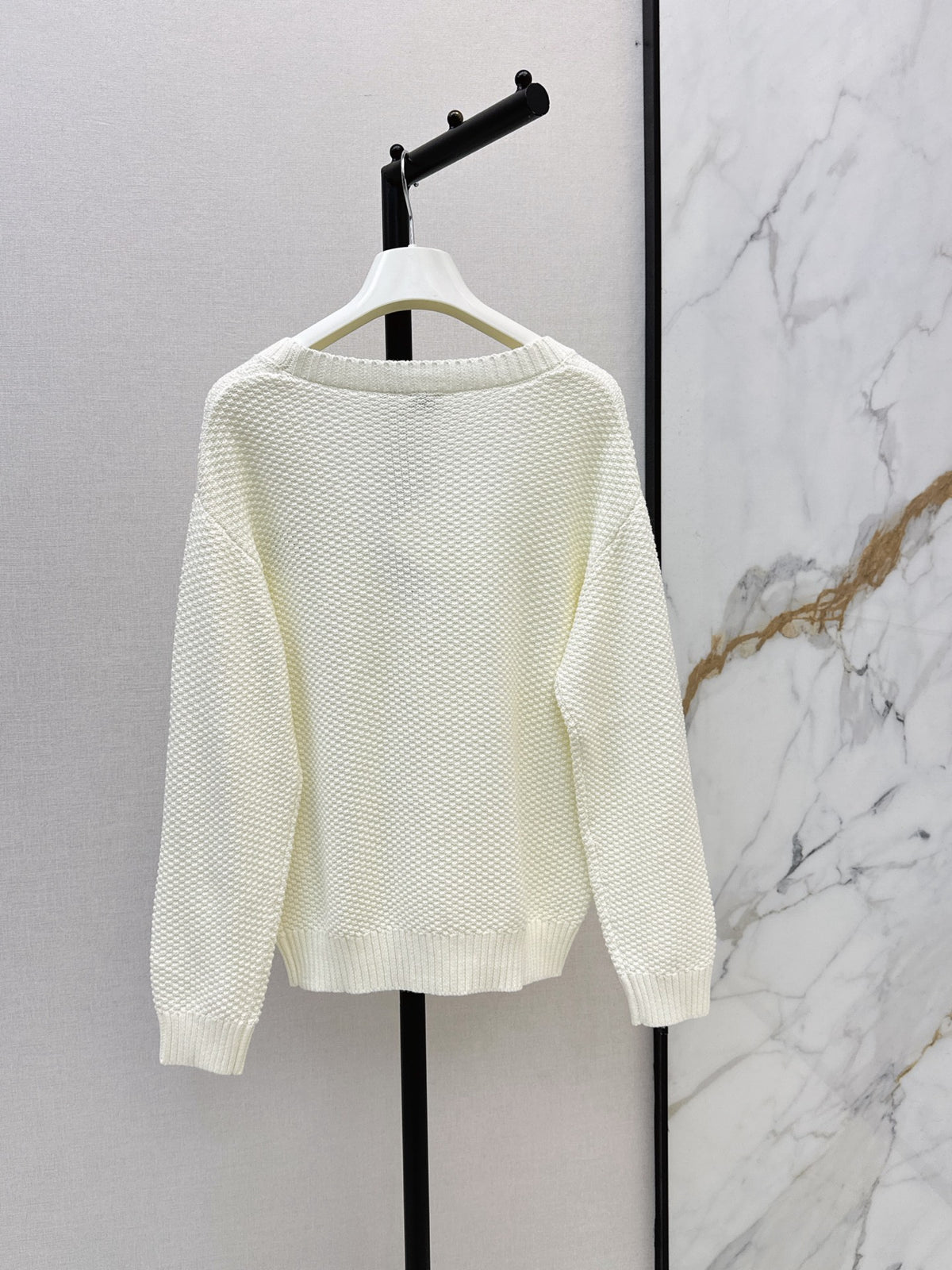 26FW New Loose-Fit V-Neck Knit Cardigan 🤍🩶