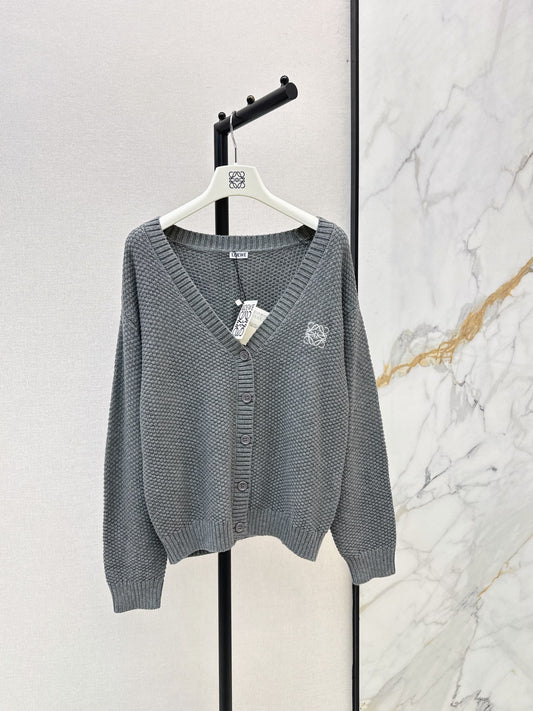 26FW New Loose-Fit V-Neck Knit Cardigan 🤍🩶