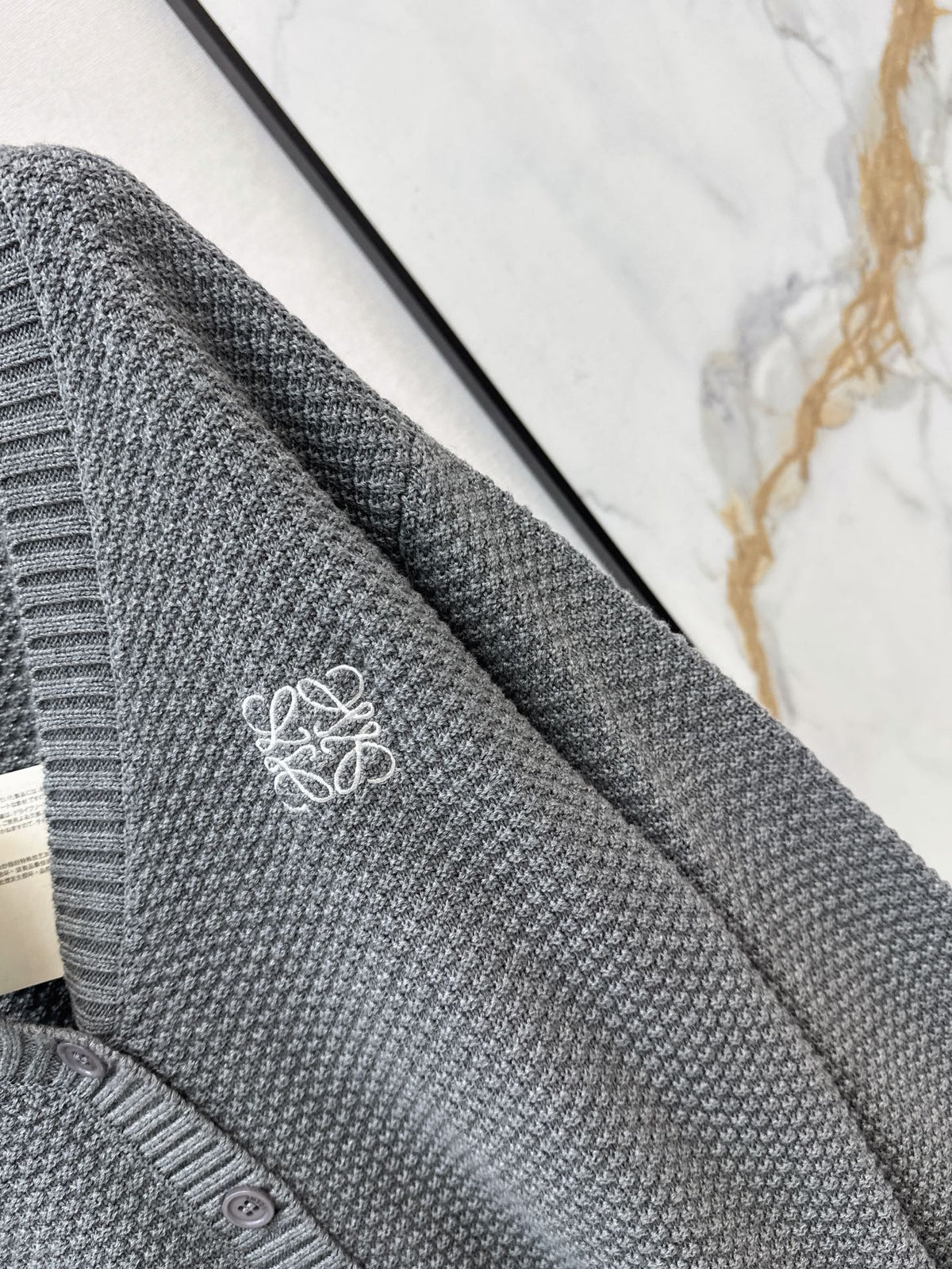 26FW New Loose-Fit V-Neck Knit Cardigan 🤍🩶