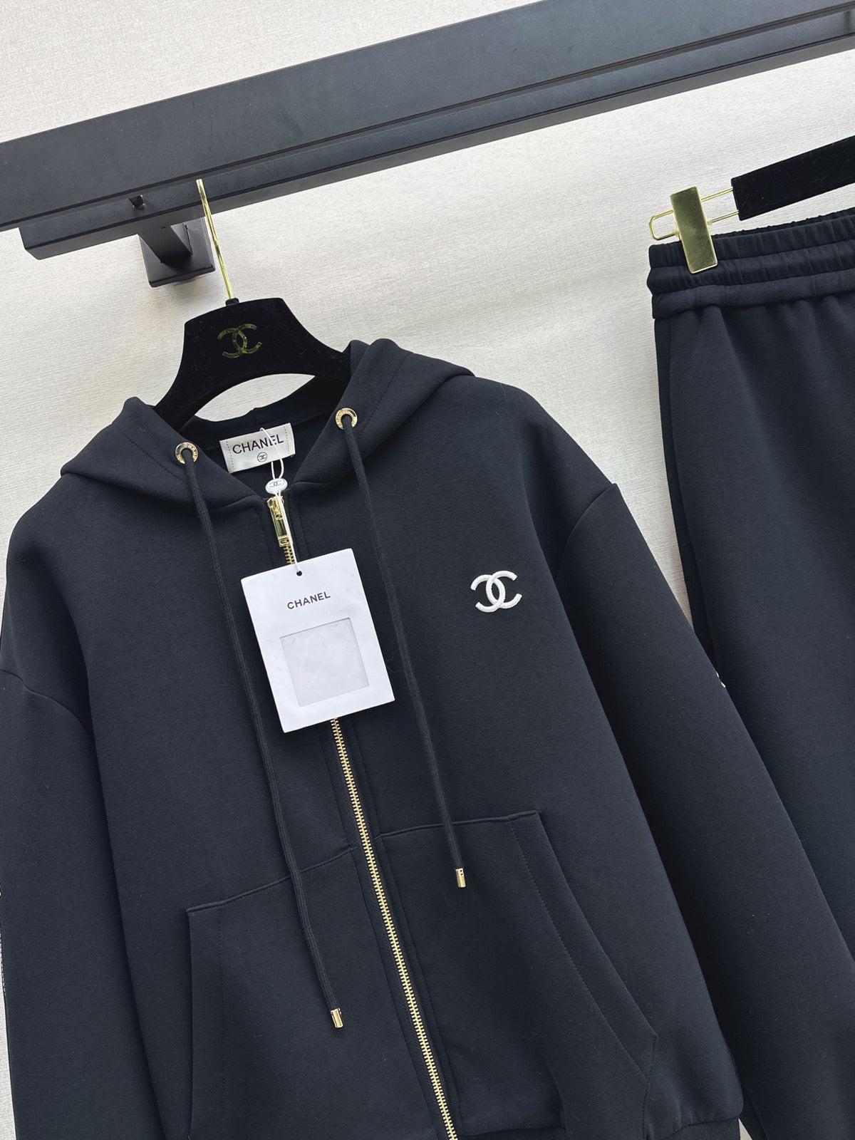 26FW New "Coco Girl" Casual Set 🤍🖤