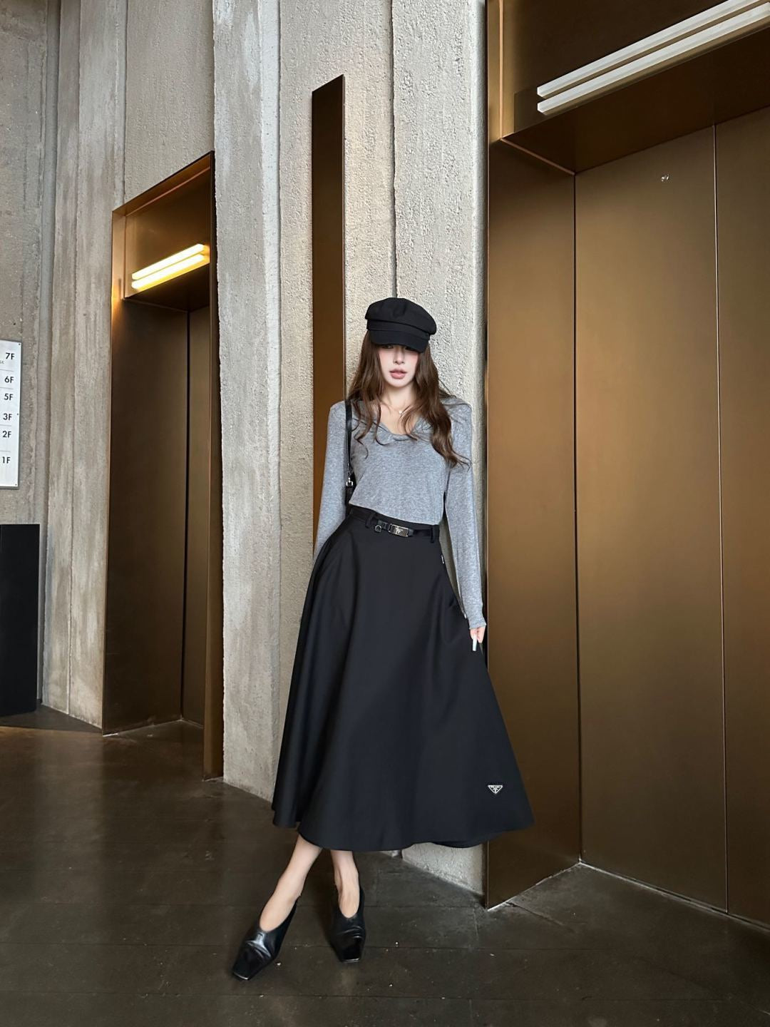 26FW New High-Waisted A-Line Skirt 🩶🖤