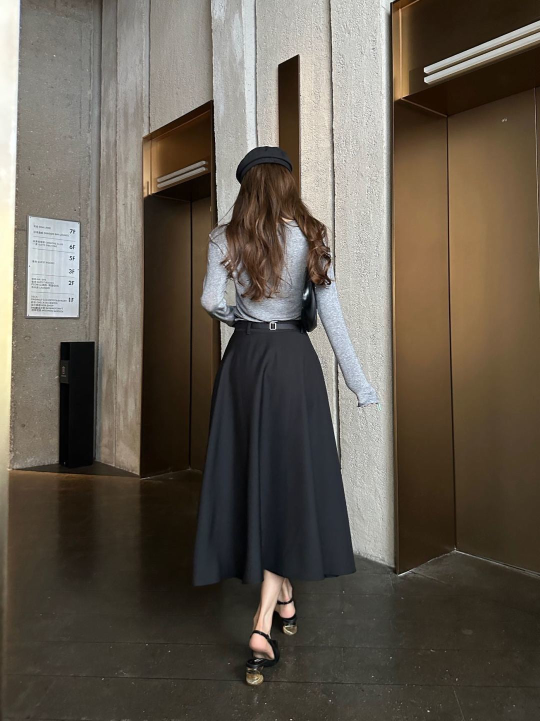 26FW New High-Waisted A-Line Skirt 🩶🖤