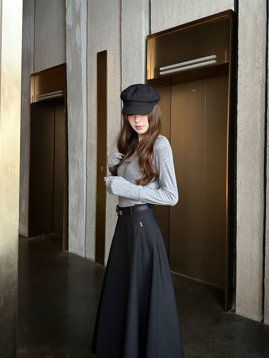 26FW New High-Waisted A-Line Skirt 🩶🖤