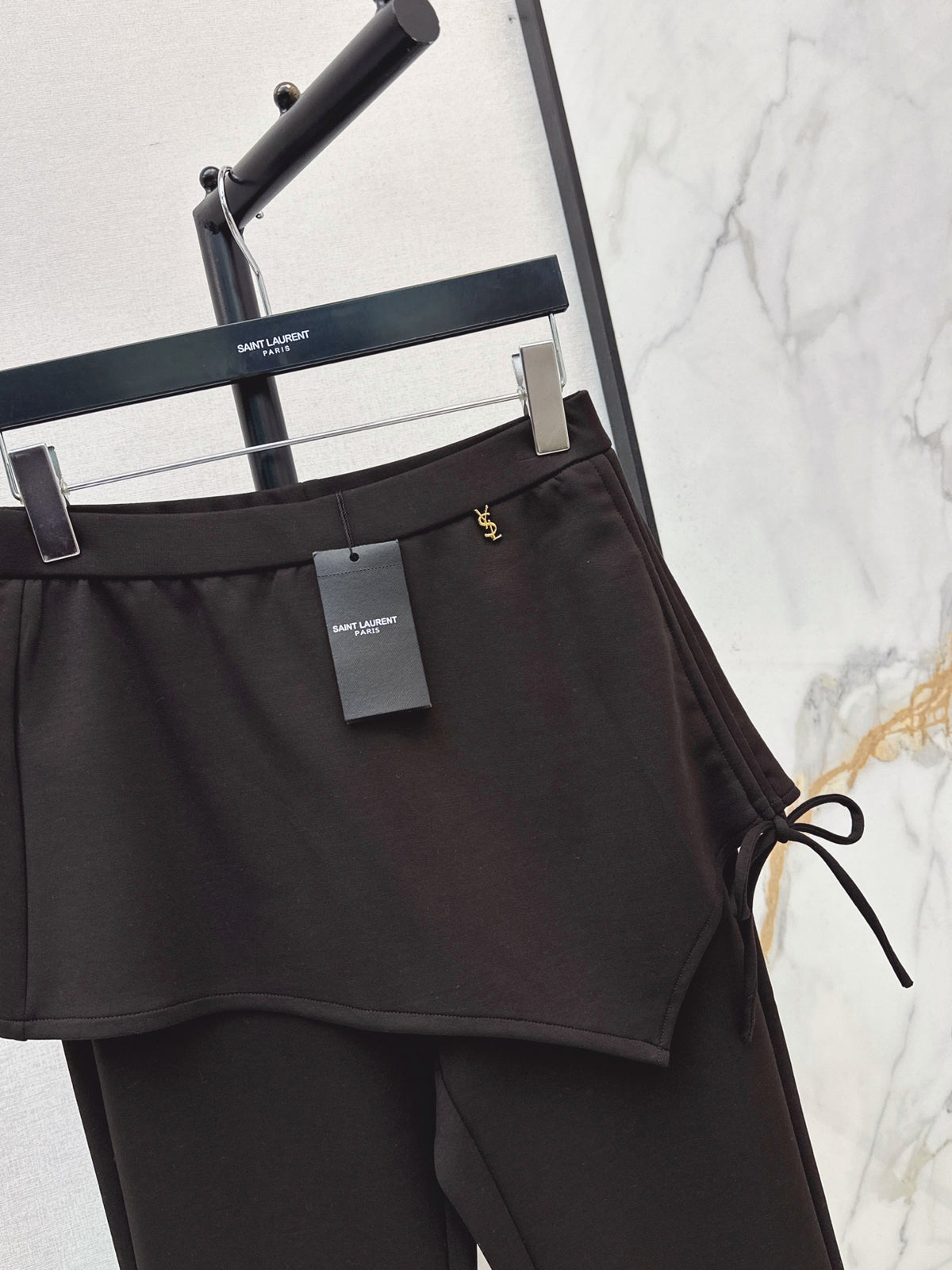 26FW New Faux-Layered Skort 🤎🖤