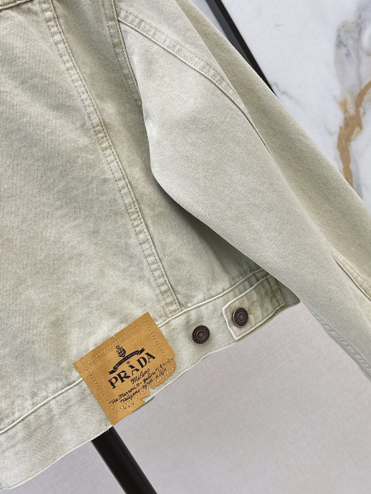 26FW New Distressed Cropped Denim Jacket 🤍