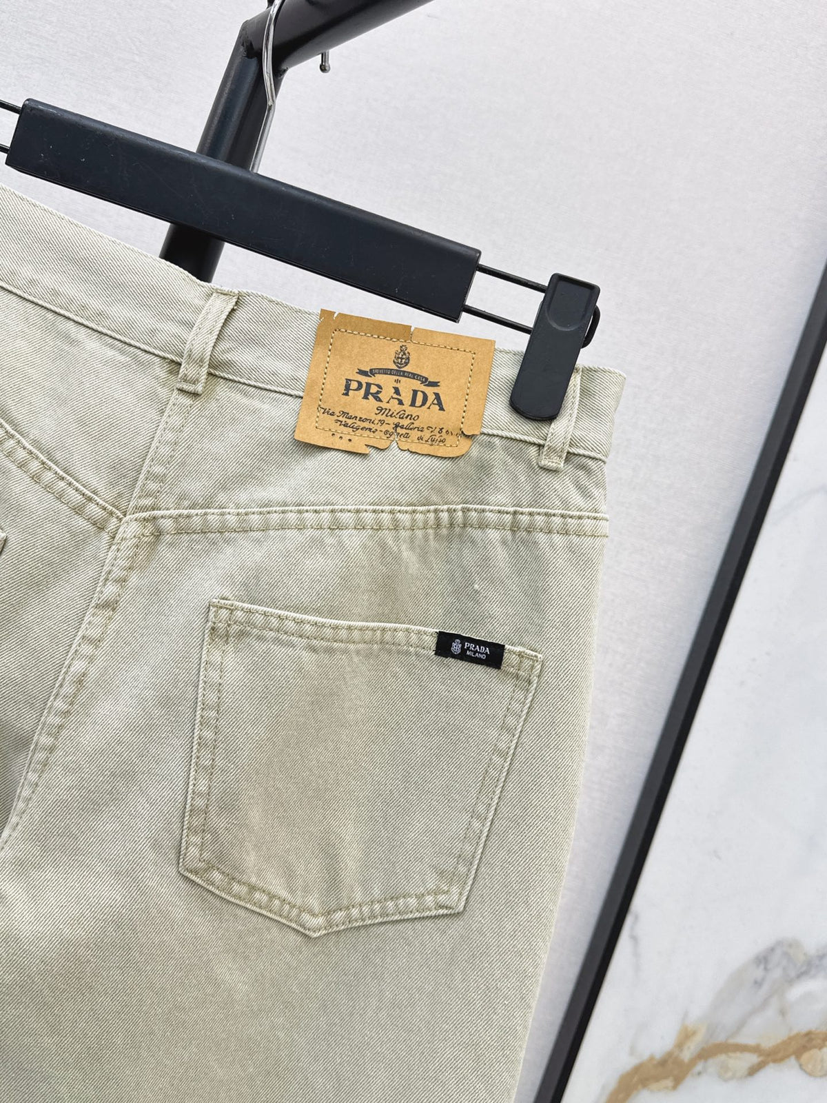26FW New Distressed Straight-Leg Jeans 🤍