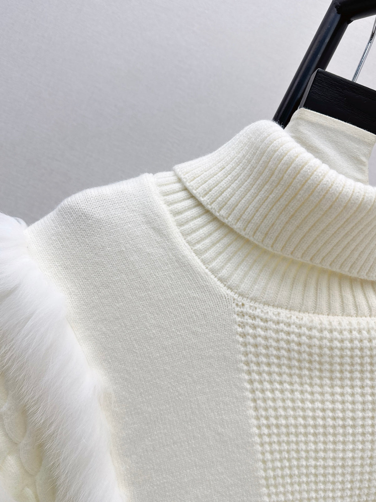 26FW New Fox Fur Collar Cape Coat 🤍