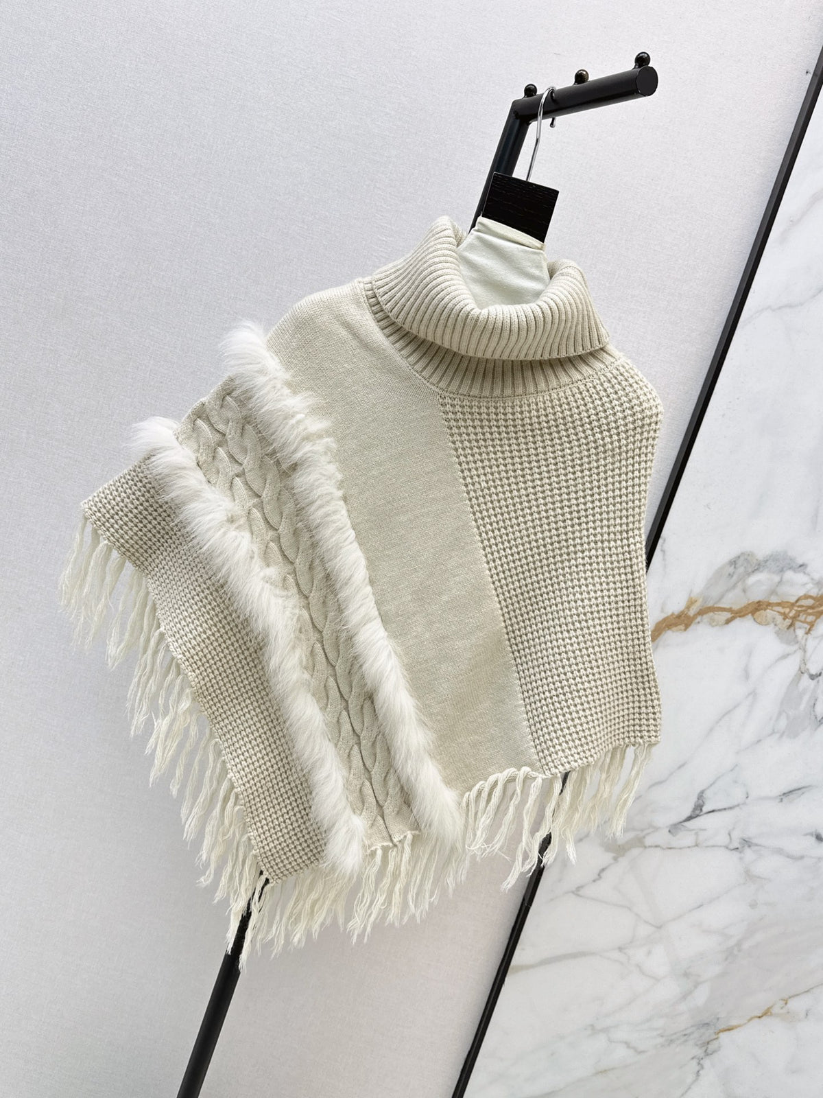 26FW New Fox Fur Collar Cape Coat 🤍