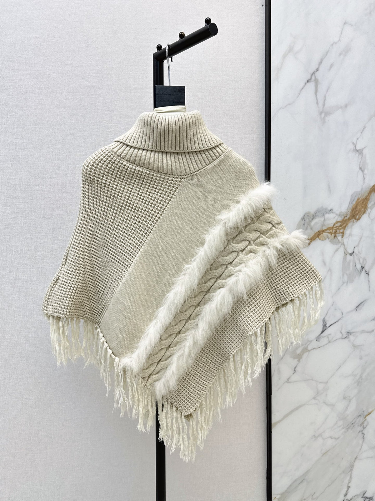 26FW New Fox Fur Collar Cape Coat 🤍