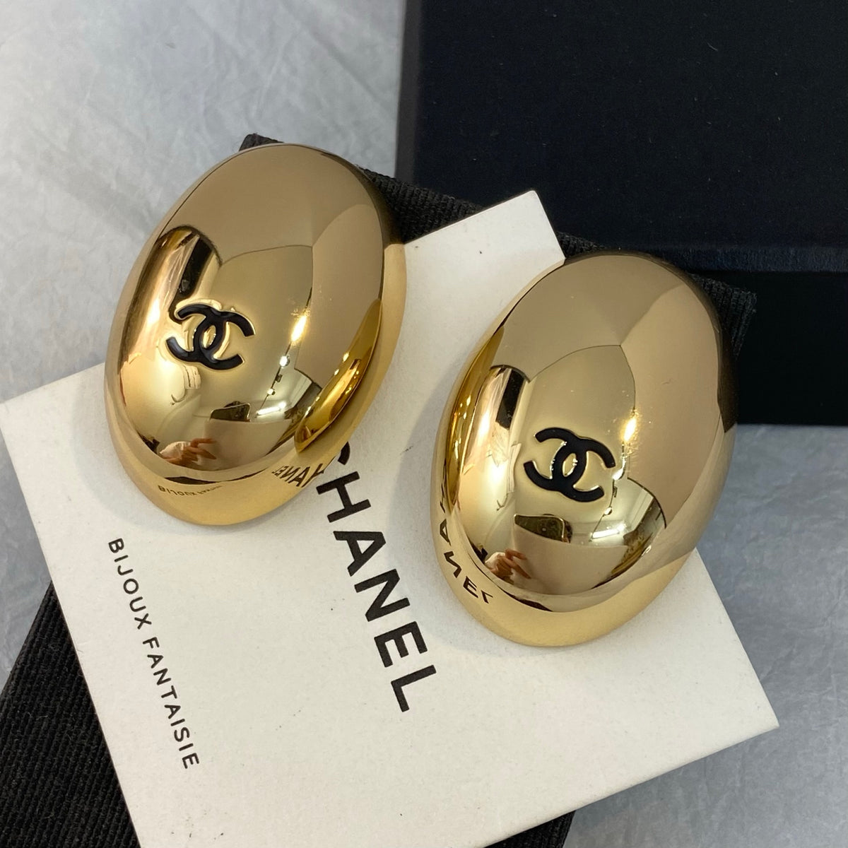 🔥Highest Quality🔥26FW New "Pigeon Egg" Stud Earrings – Gold/Silver 💛🤍