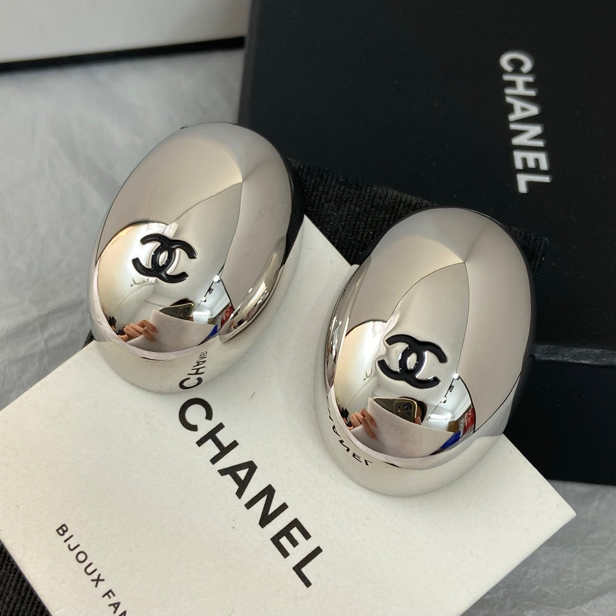 🔥Highest Quality🔥26FW New "Pigeon Egg" Stud Earrings – Gold/Silver 💛🤍