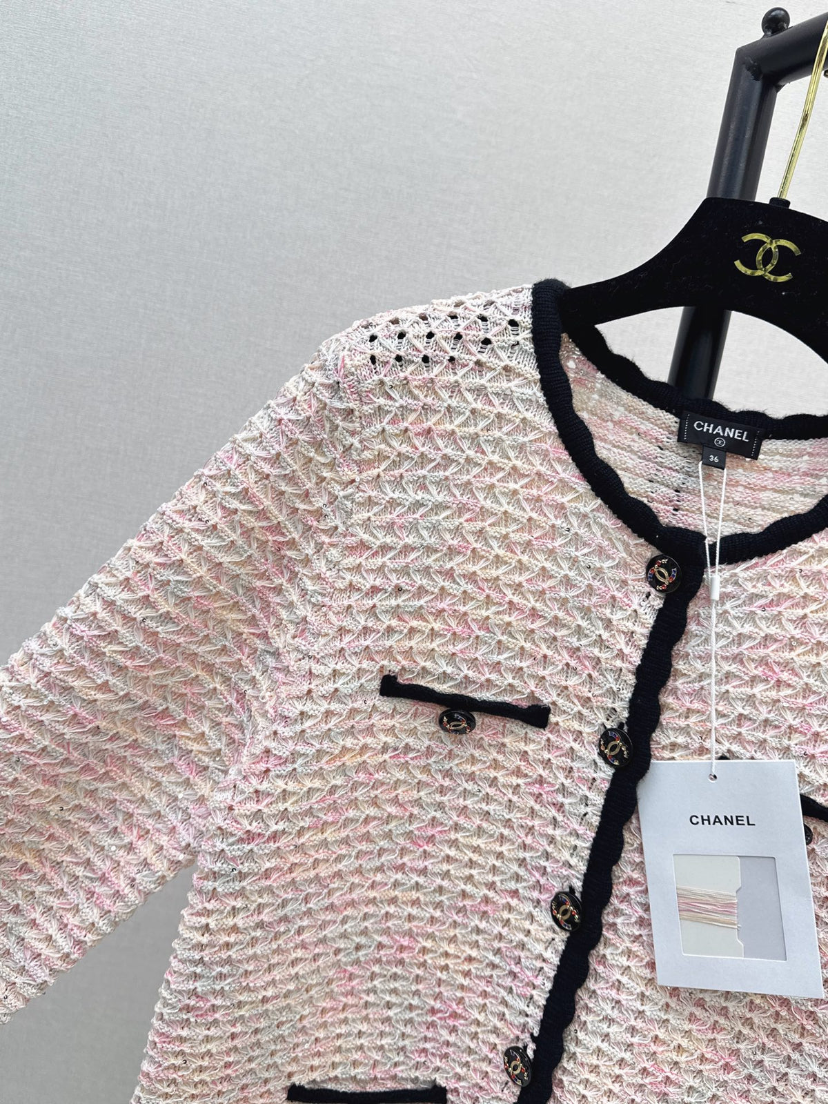 26FW New Cut-out Crew Neck Cardigan 🩷🩶