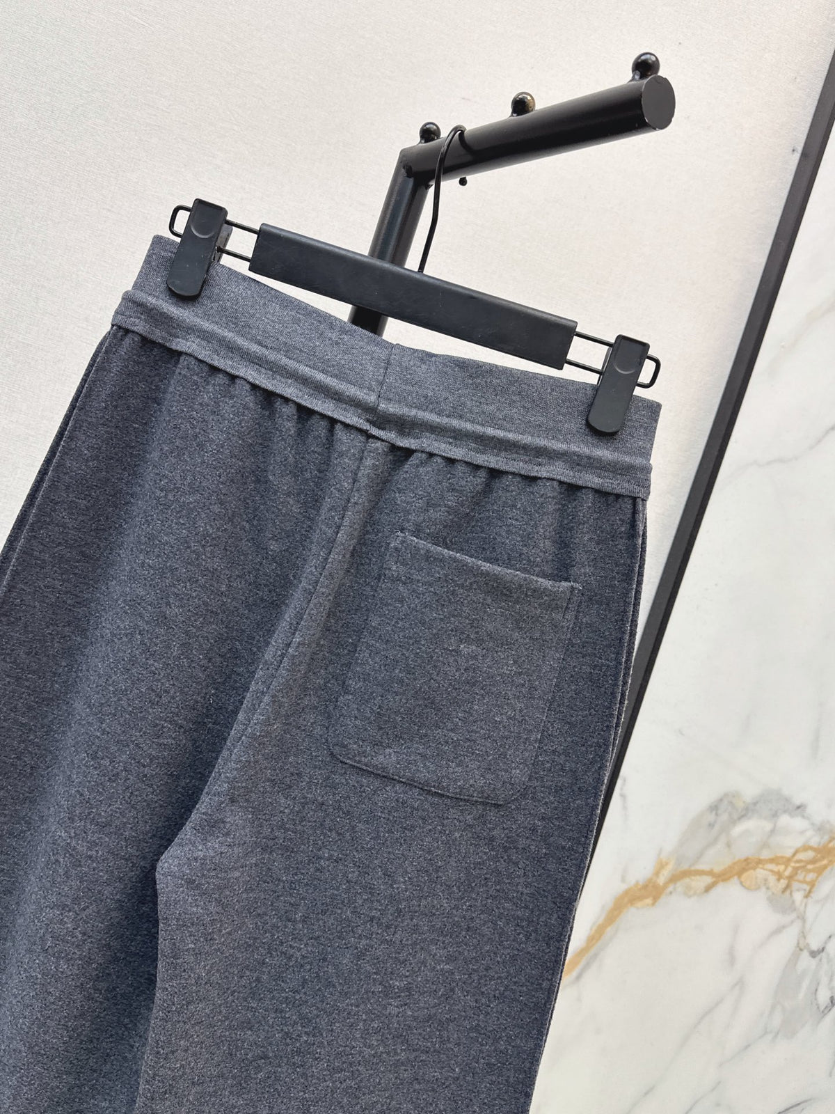 26FW New Ribbed Straight-Leg Trousers 🩶🖤