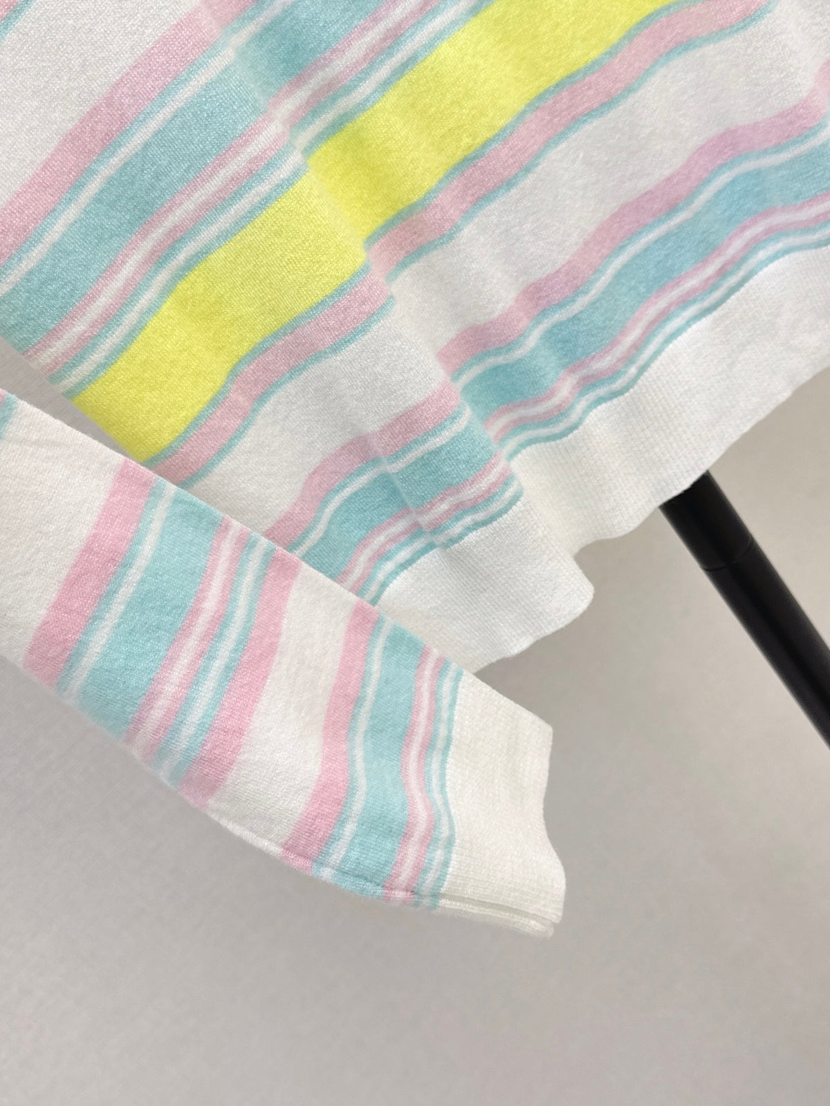 26FW New Colorful Striped Crew-Neck Sweater 🖤