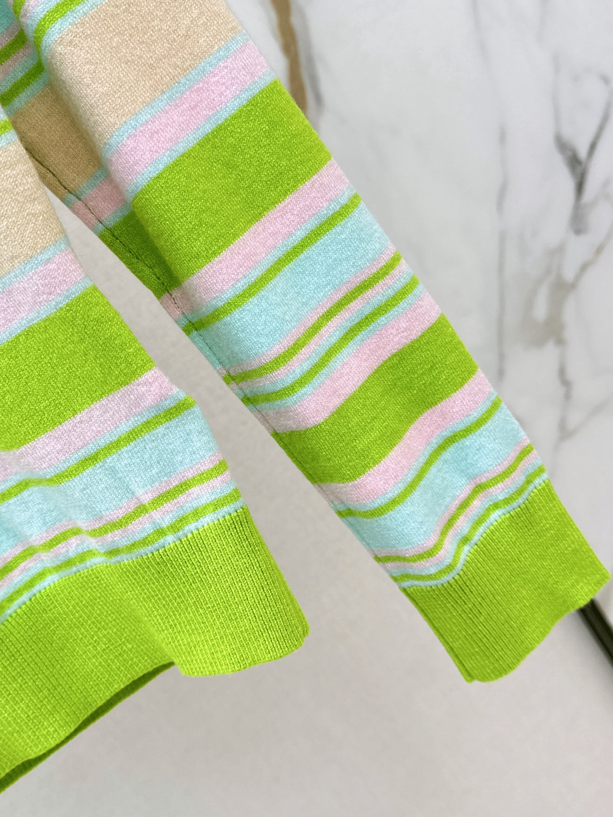 26FW New Colorful Striped Crew-Neck Sweater 🖤