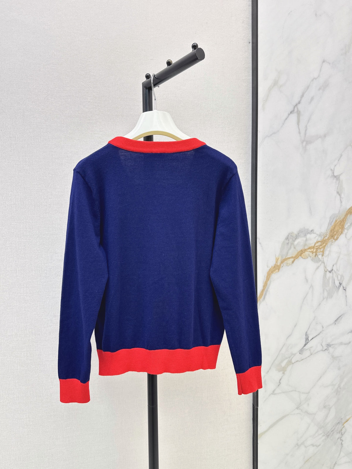 26FW New V-Neck Cardigan 💙❤️