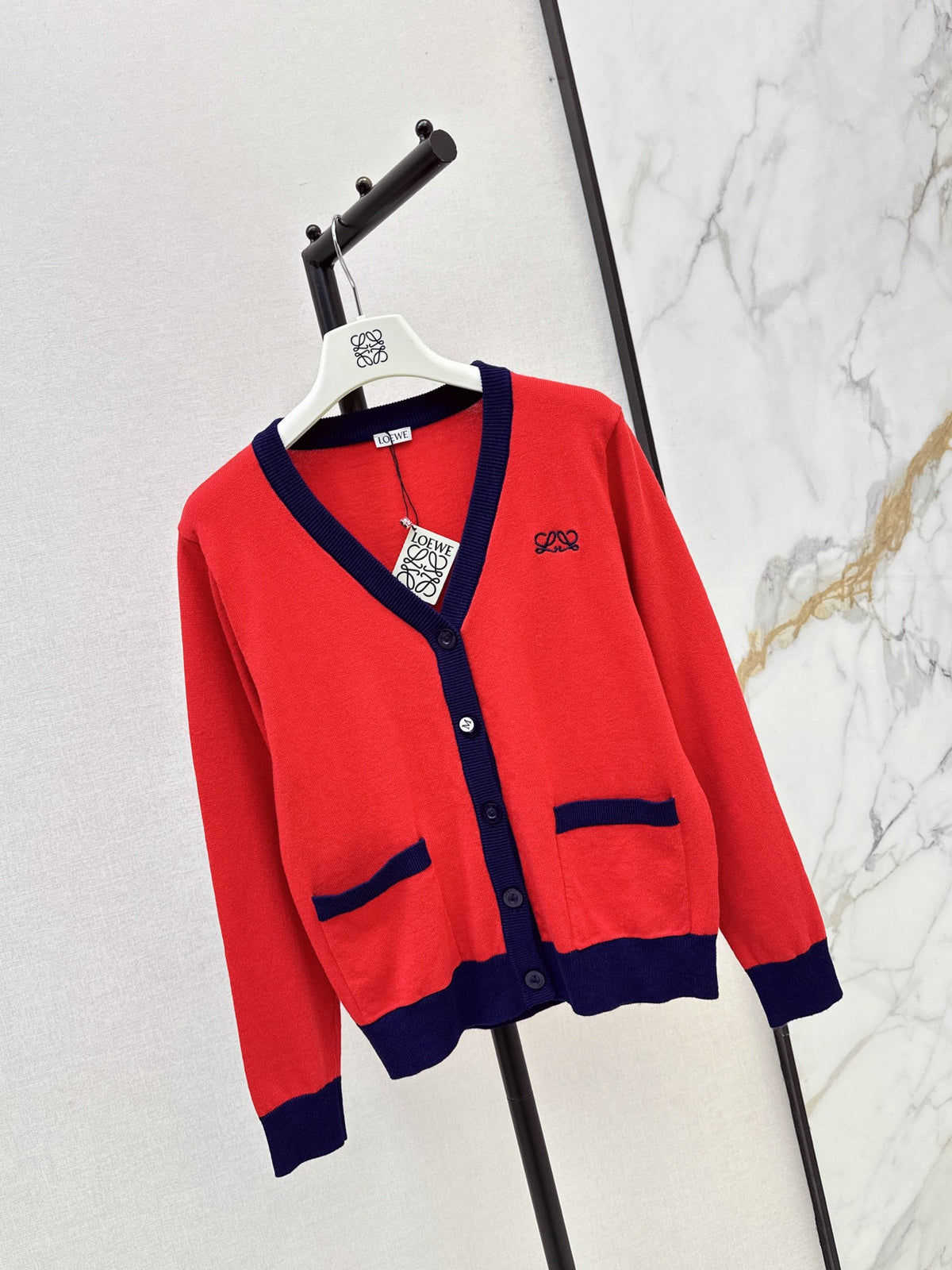 26FW New V-Neck Cardigan 💙❤️