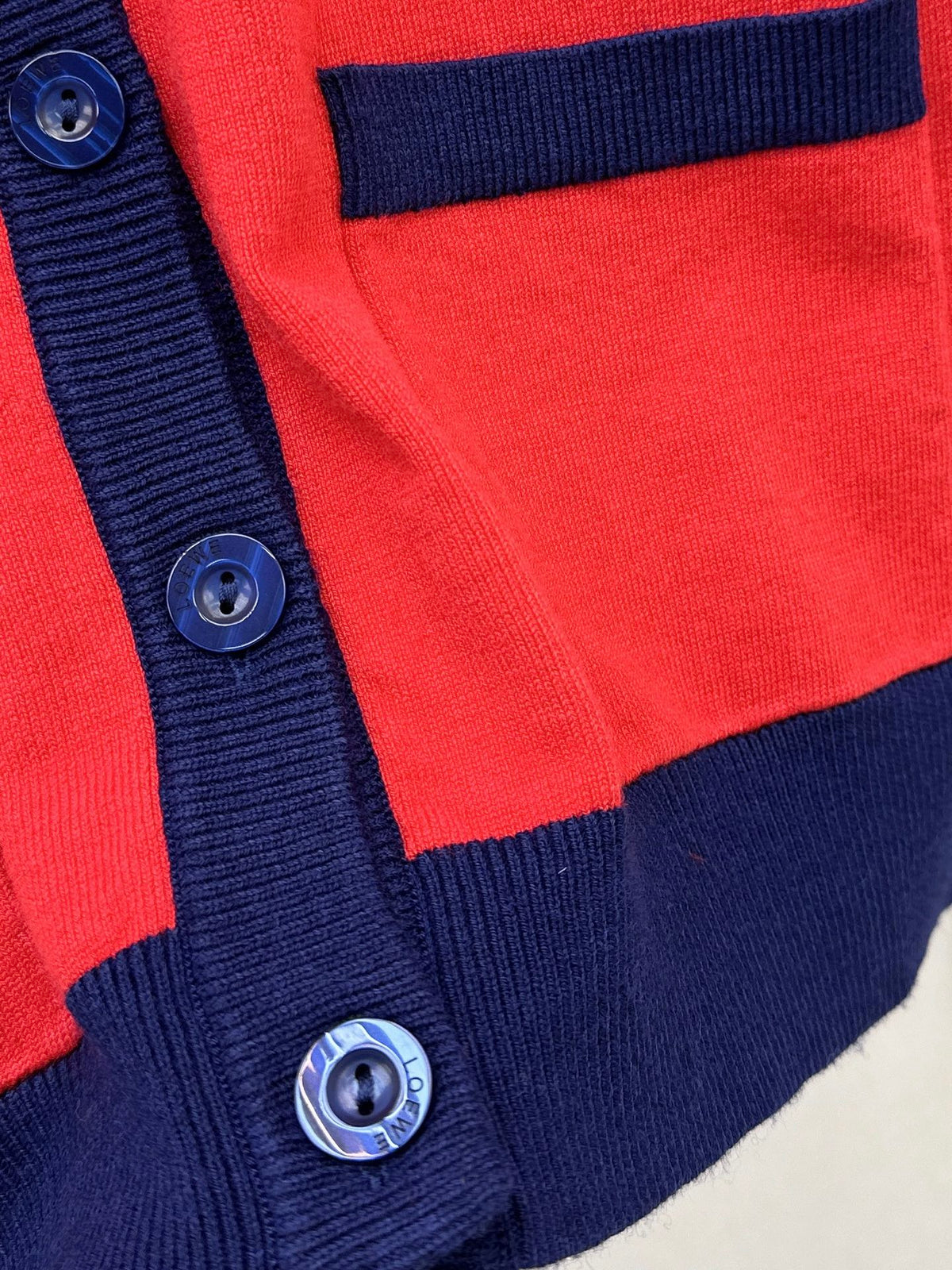 26FW New V-Neck Cardigan 💙❤️