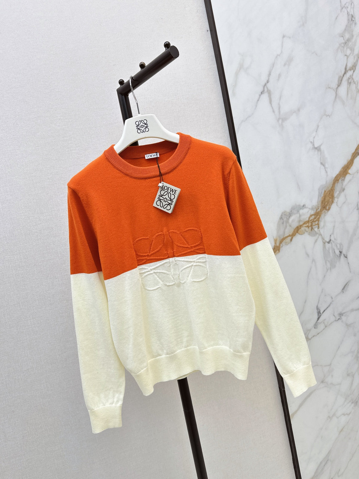 26FW New Classic Crew-Neck Sweater 🧡💙