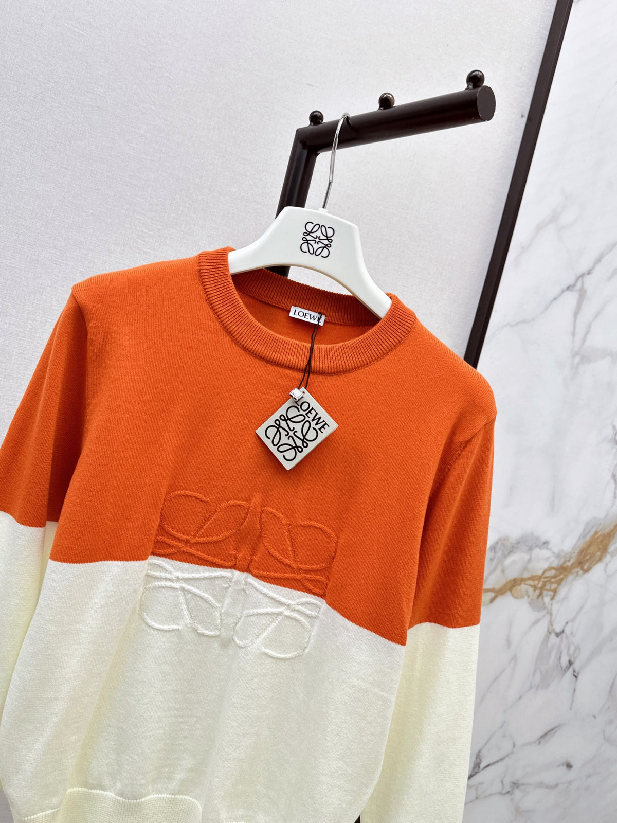 26FW New Classic Crew-Neck Sweater 🧡💙