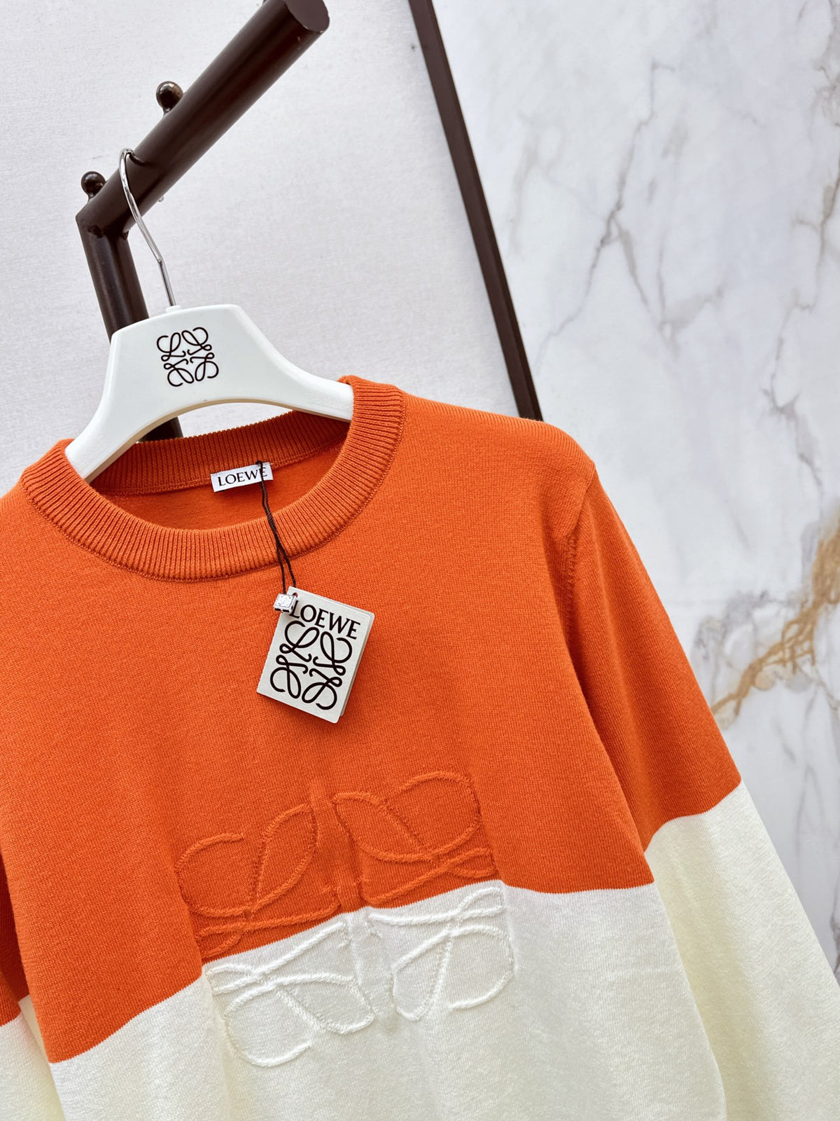 26FW New Classic Crew-Neck Sweater 🧡💙