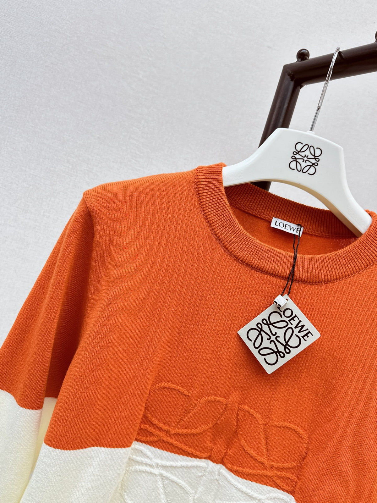 26FW New Classic Crew-Neck Sweater 🧡💙