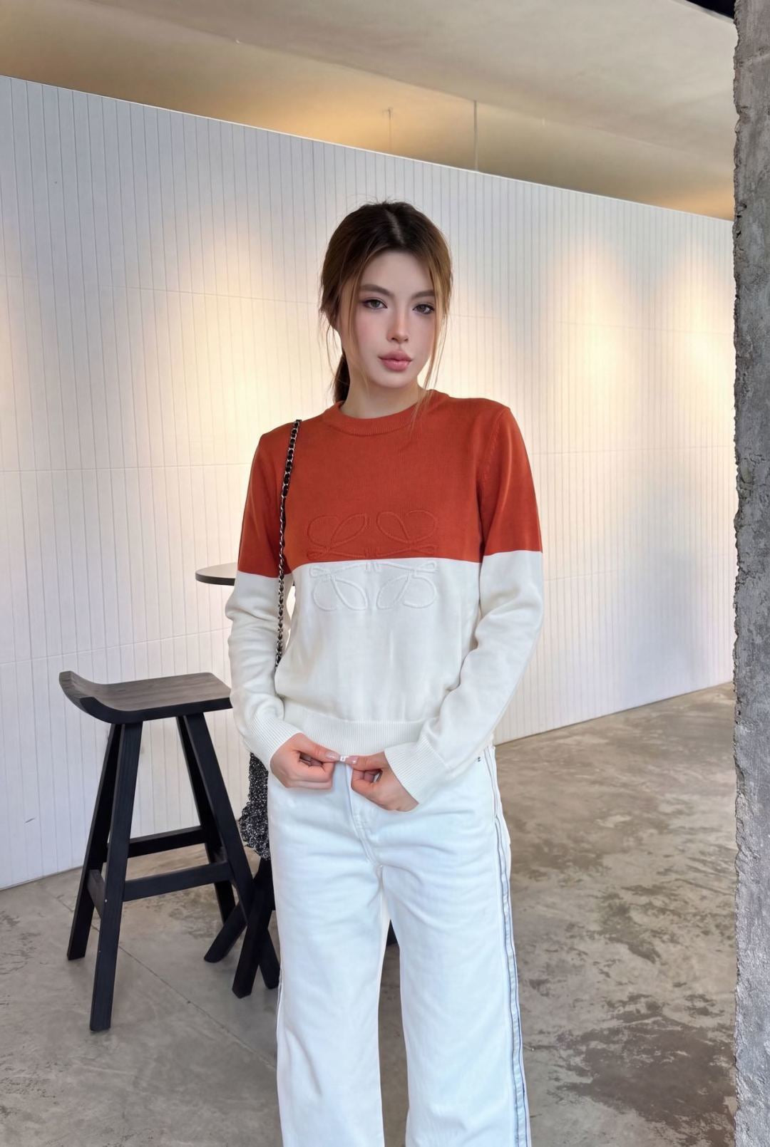 26FW New Classic Crew-Neck Sweater 🧡💙