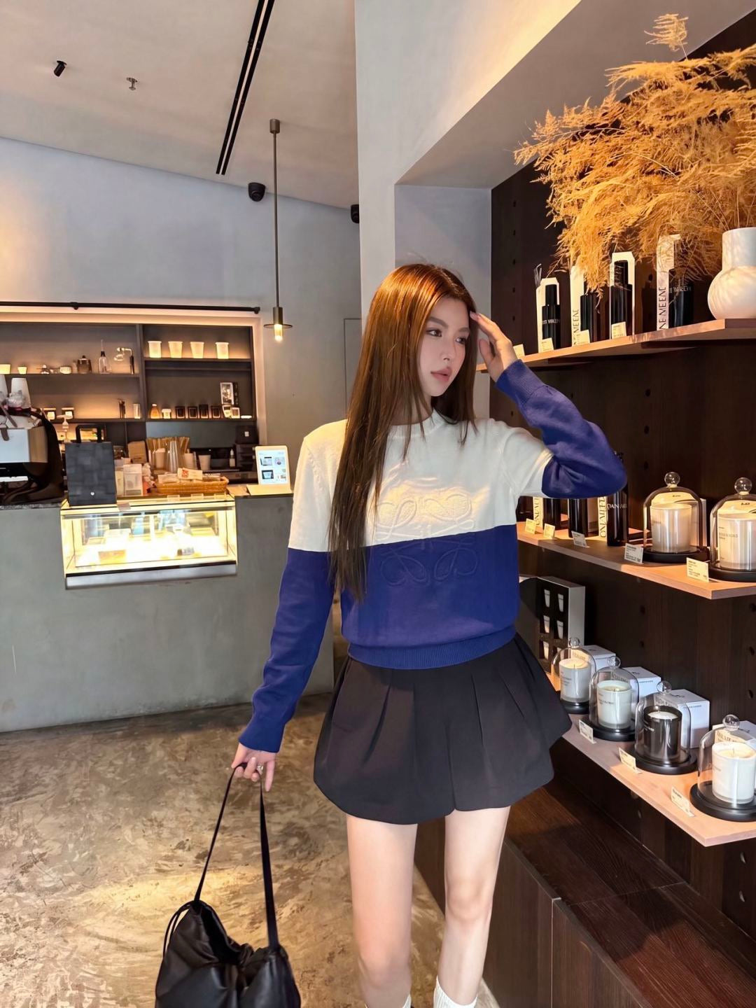 26FW New Classic Crew-Neck Sweater 🧡💙