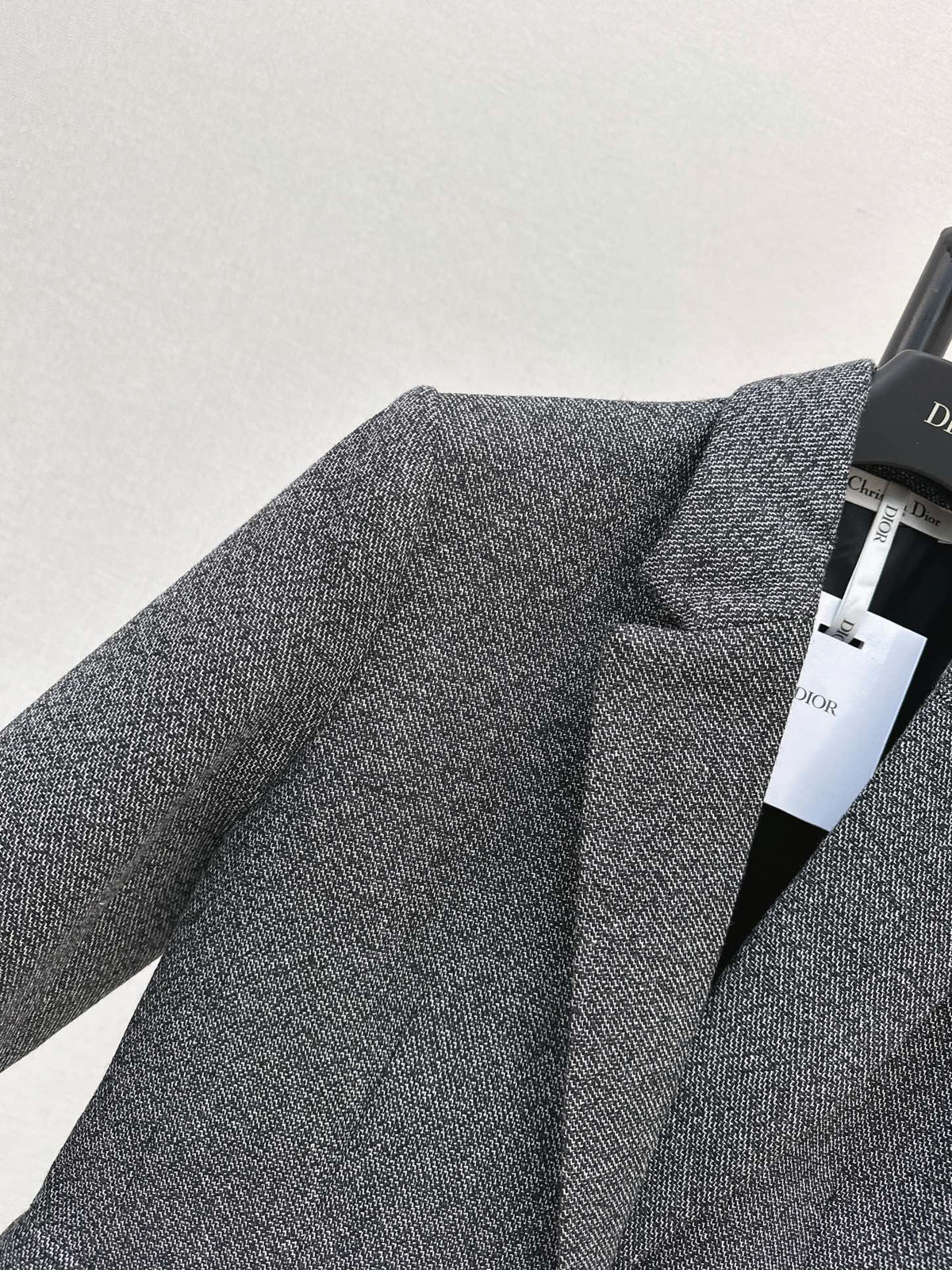26FW New Wool Blazer with Lapel and Waist-Cinching Detail 🩶