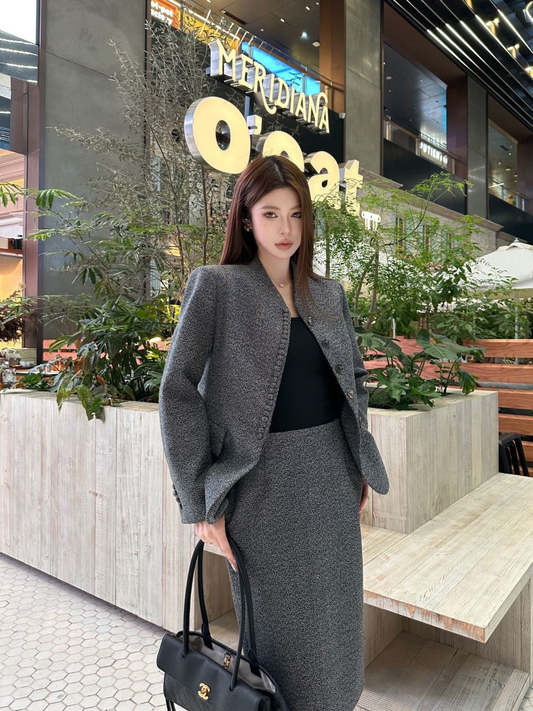 26FW New: Wool Blazer with Stand Collar and Cinched Waist 🩶