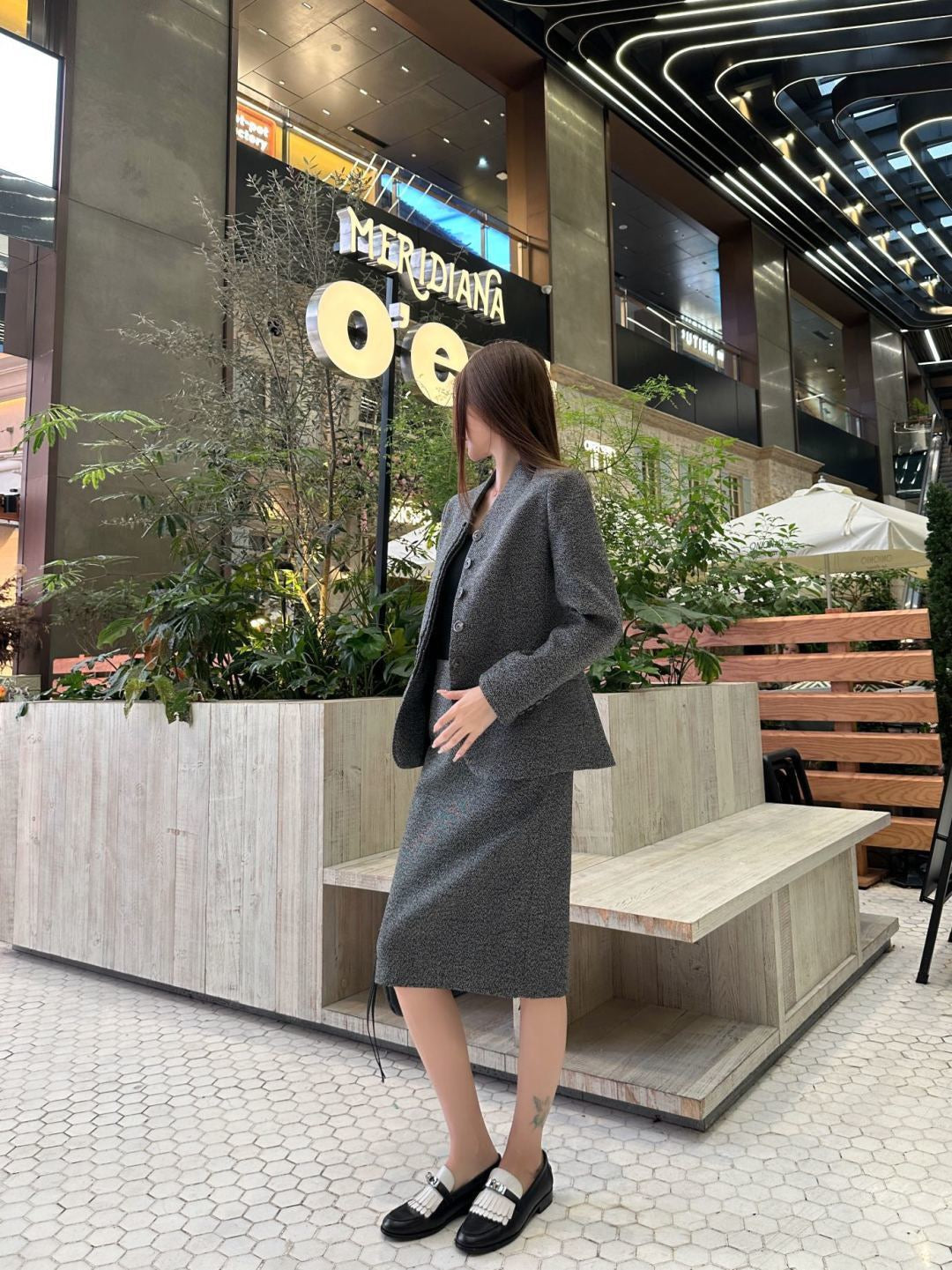 26FW New: Wool Blazer with Stand Collar and Cinched Waist 🩶