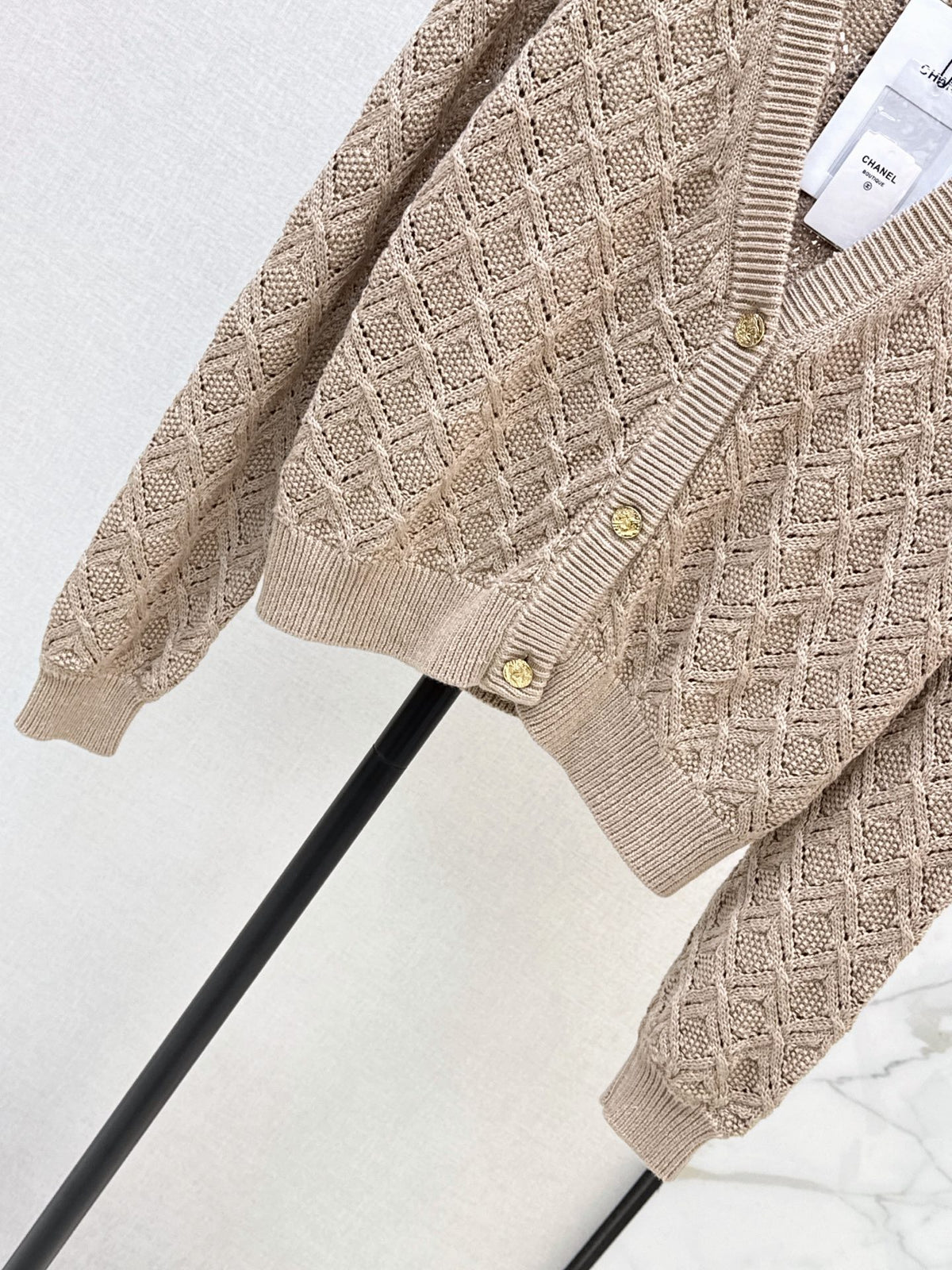 26FW New V-Neck Knit Cardigan 💜🤎