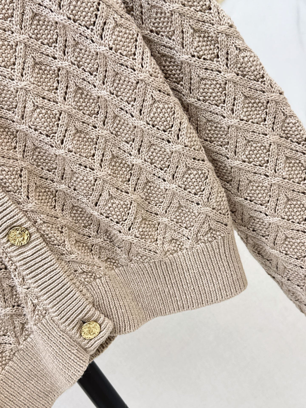 26FW New V-Neck Knit Cardigan 💜🤎