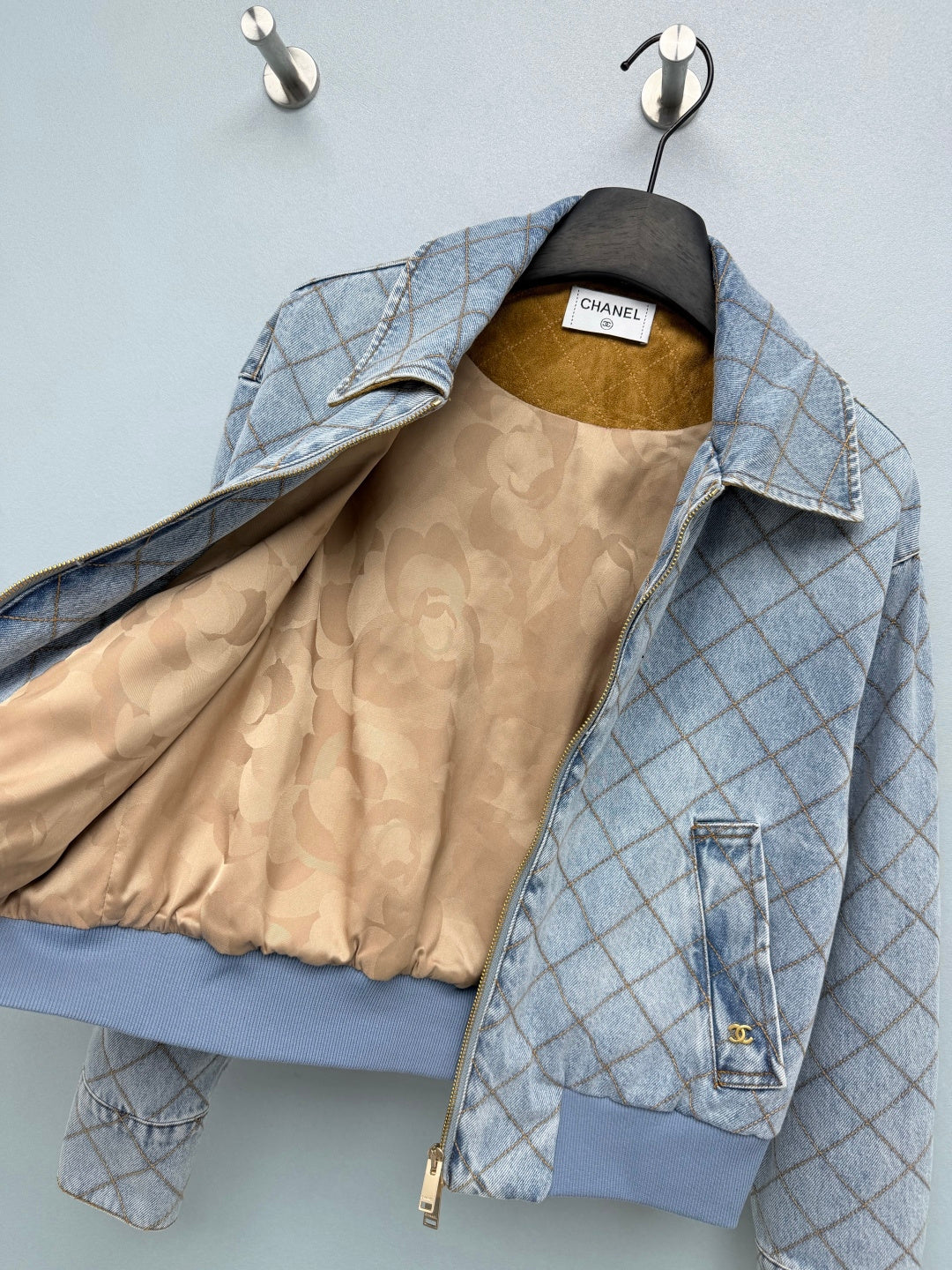26FW New Cropped Denim Baseball Jacket 🩵