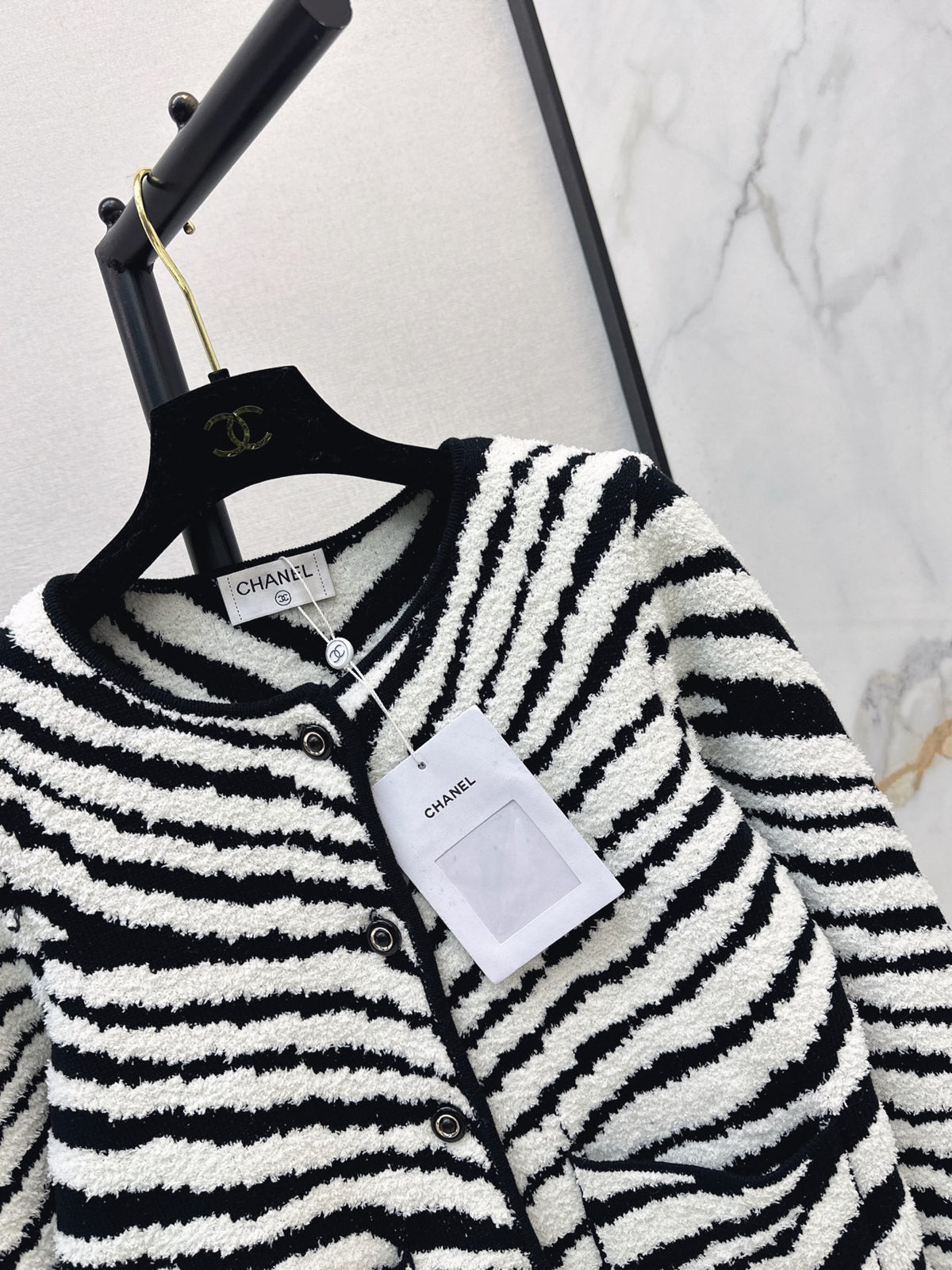 26FW New Zebra-Print Crew-Neck Cardigan 🖤
