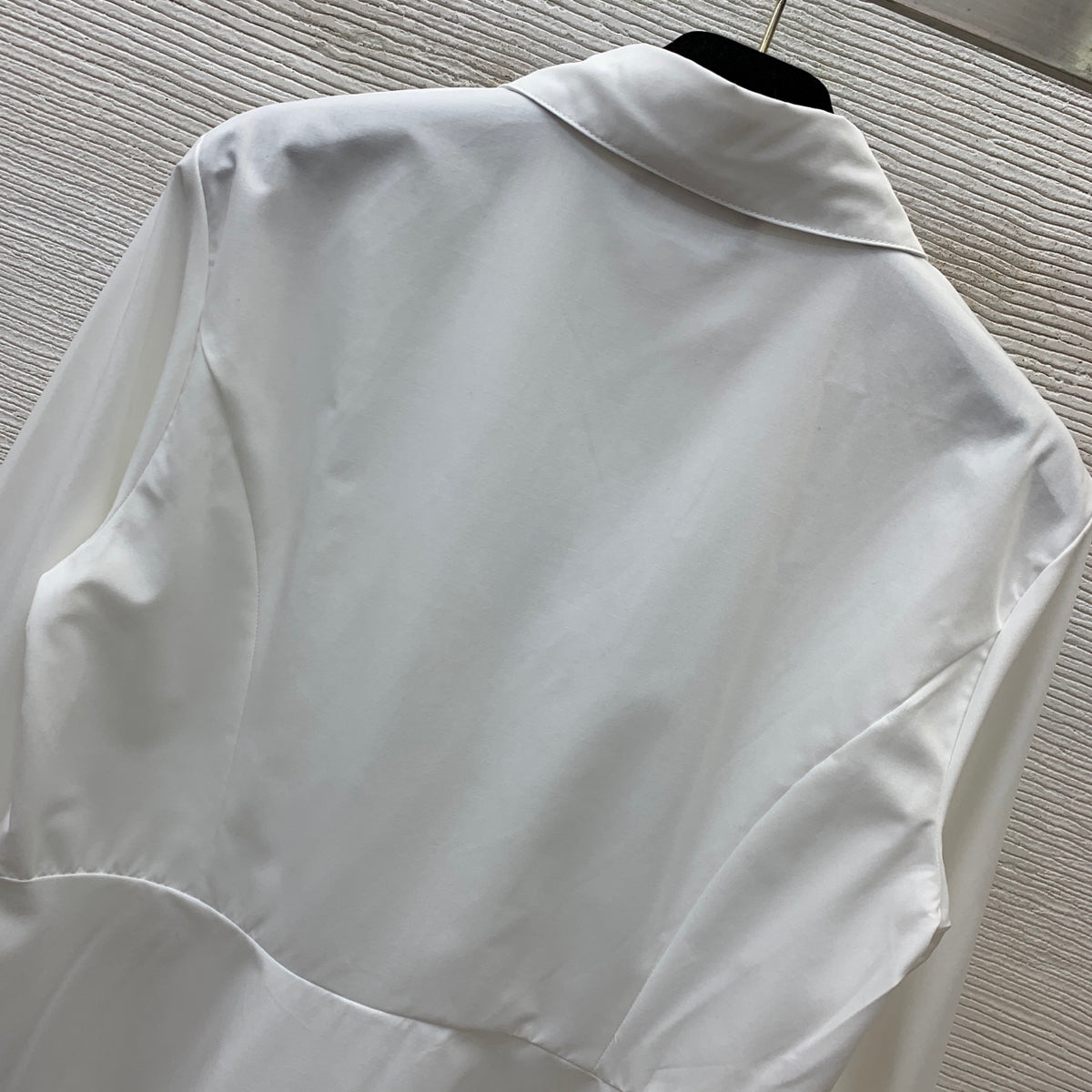 🔥HOT🔥26FW New Ruffle-Trimmed Shirt with Gold GG Buttons 🤍