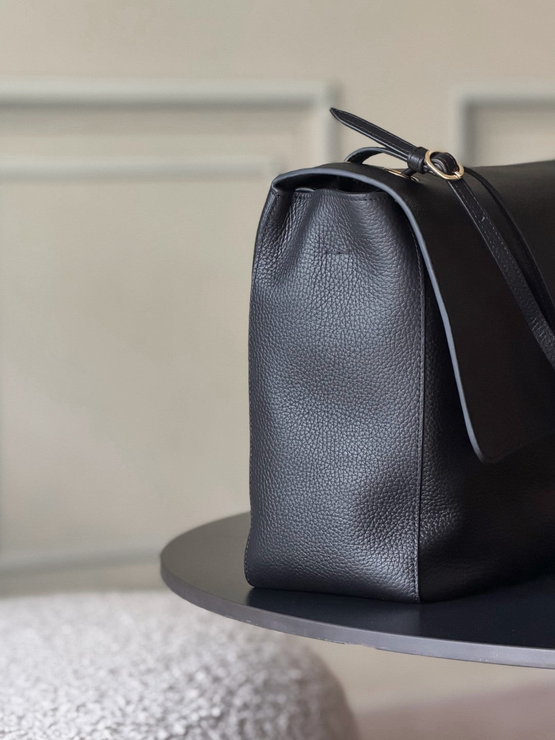 26FW New Maxi Flap Bag 🖤