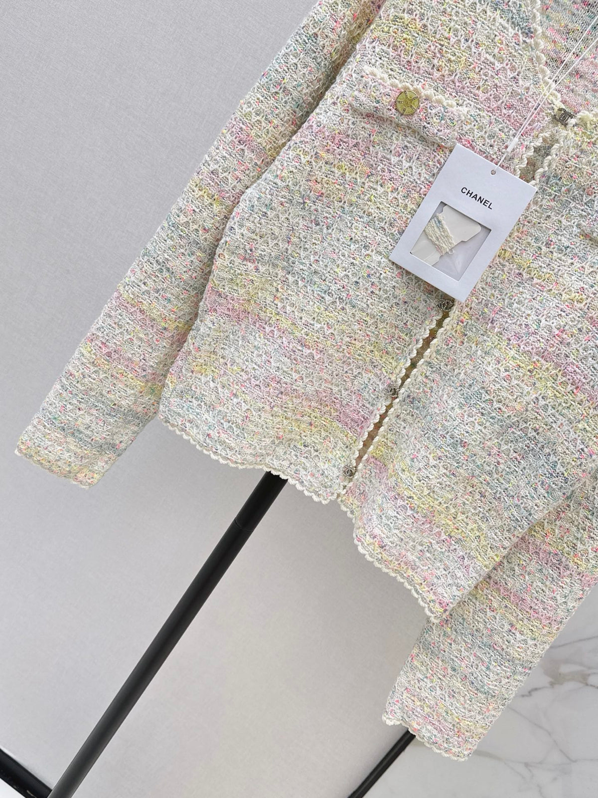 26FW New Rainbow Yarn Crew-Neck Knit Cardigan 🤍