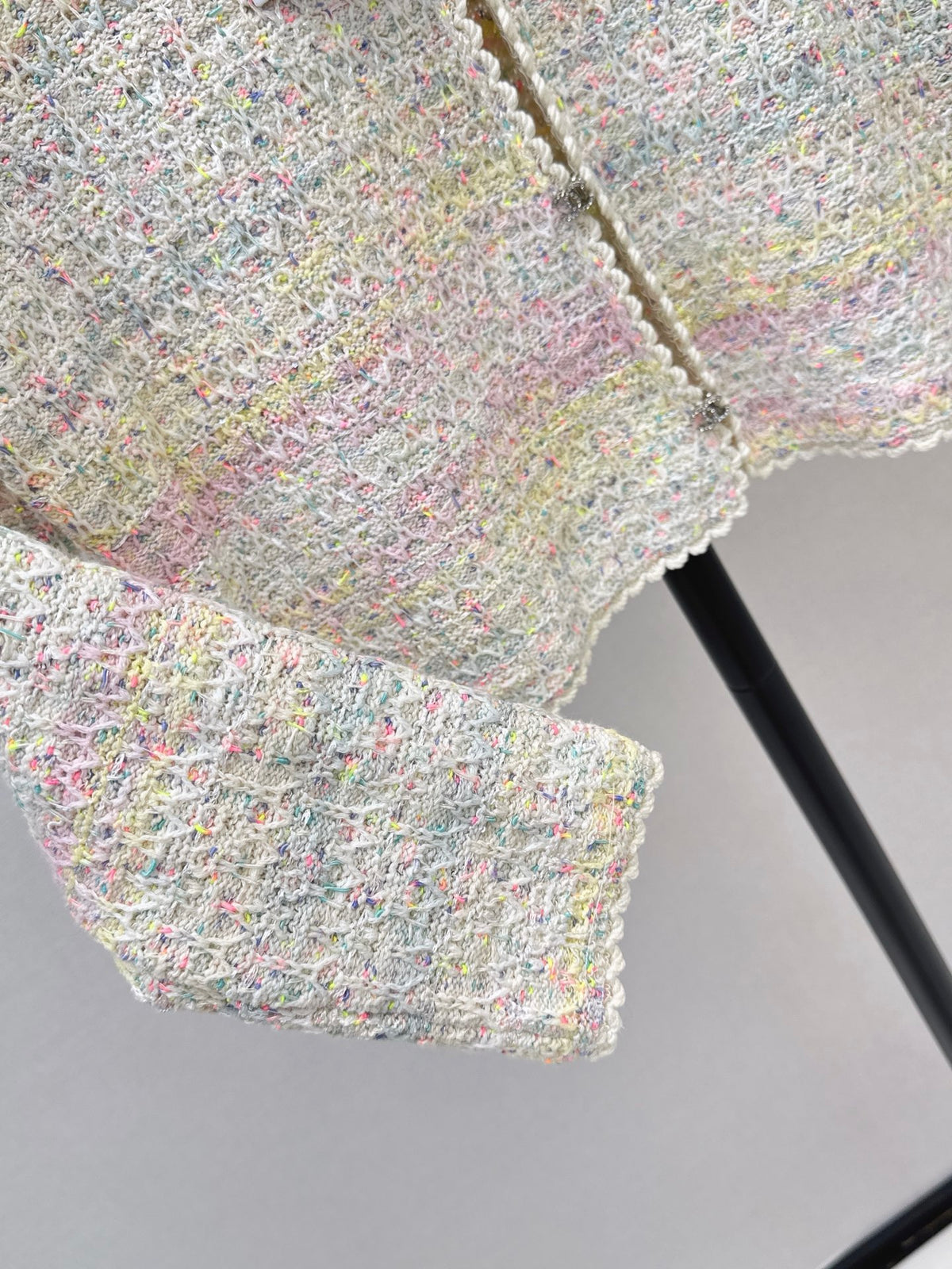 26FW New Rainbow Yarn Crew-Neck Knit Cardigan 🤍