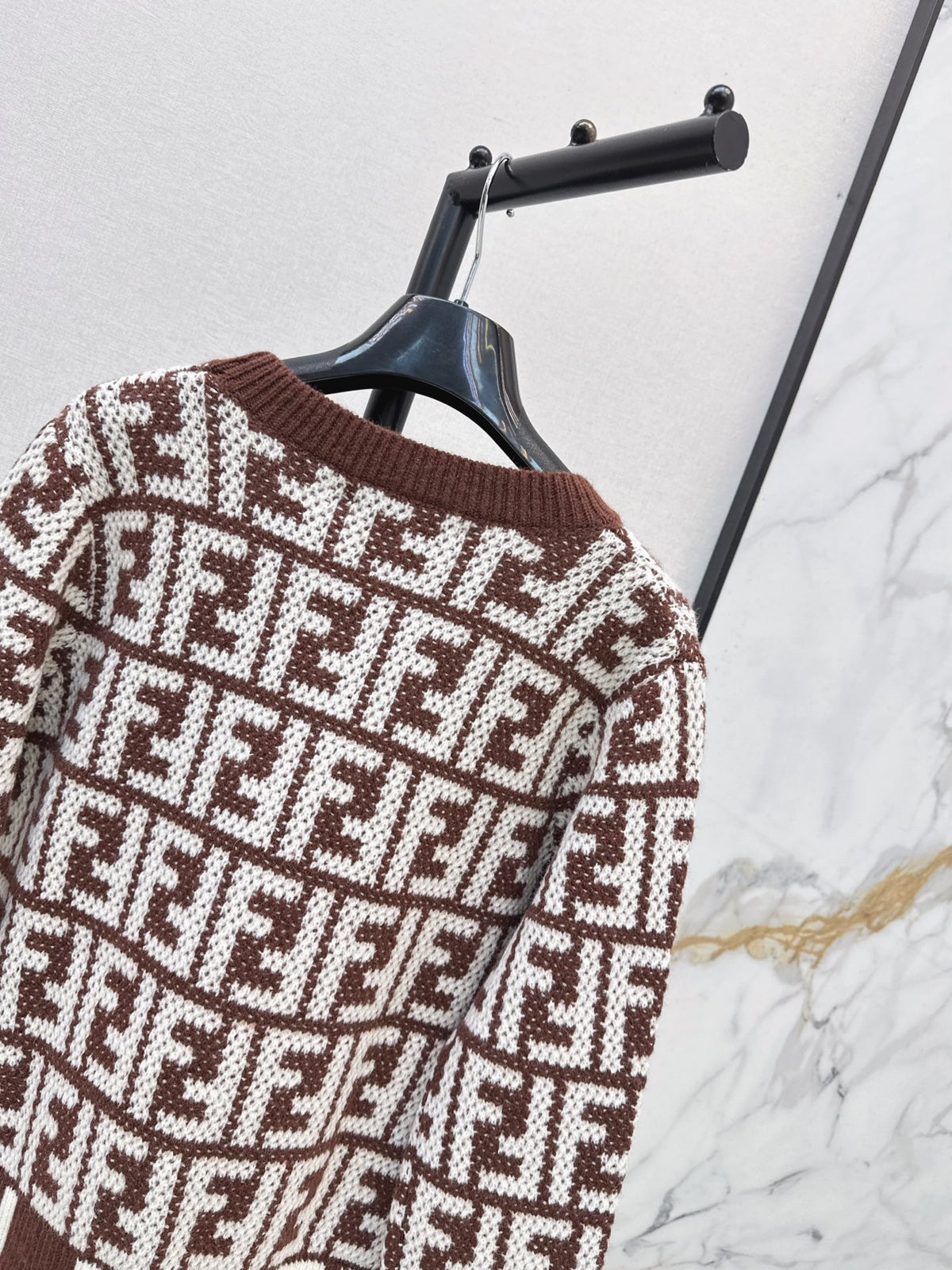26FW New Letter Jacquard Crew-Neck Sweater 🤎🖤