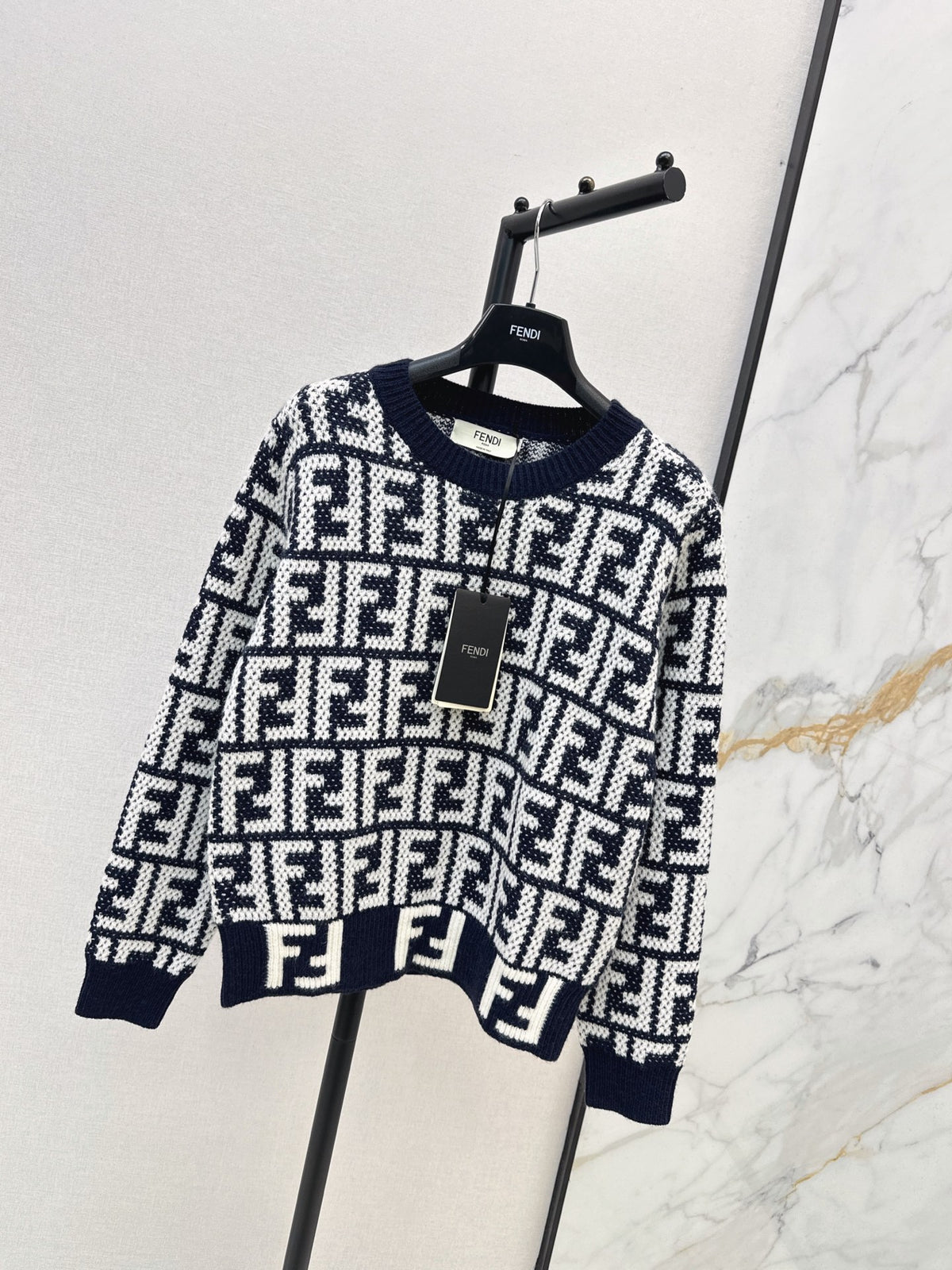 26FW New Letter Jacquard Crew-Neck Sweater 🤎🖤