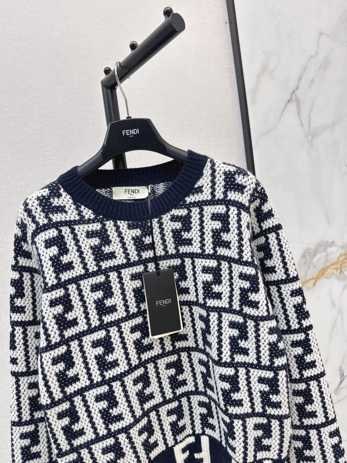 26FW New Letter Jacquard Crew-Neck Sweater 🤎🖤