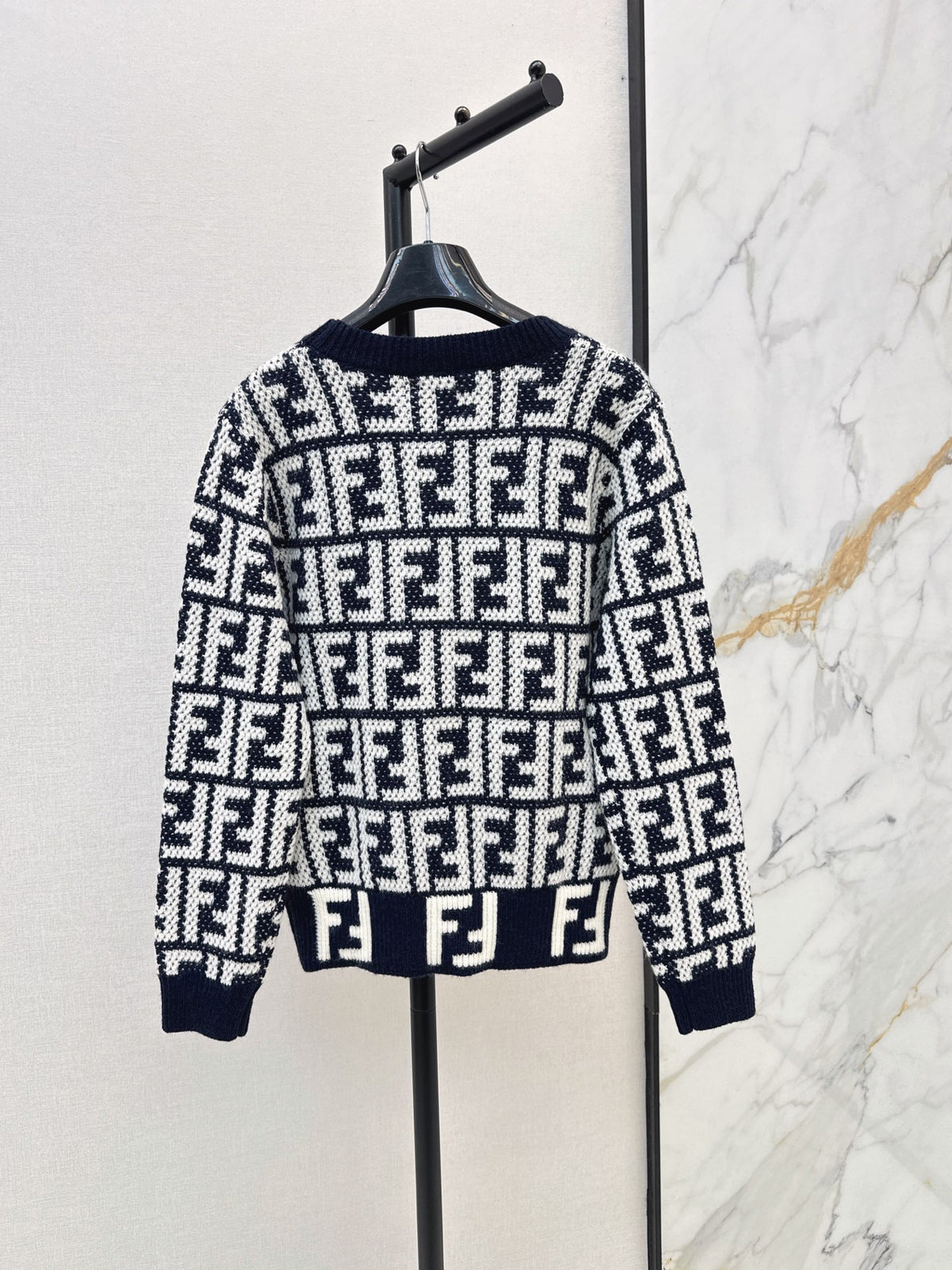 26FW New Letter Jacquard Crew-Neck Sweater 🤎🖤