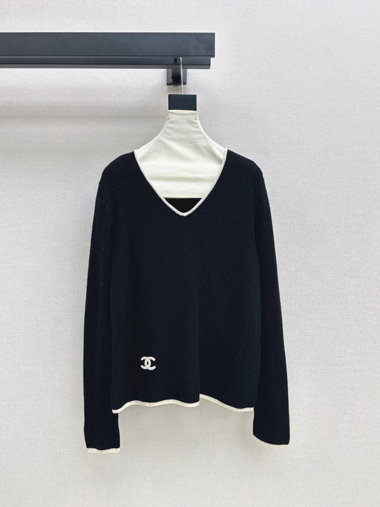 26FW New Black & White Color-Block V-Neck Wool Knit Top 🤍🖤