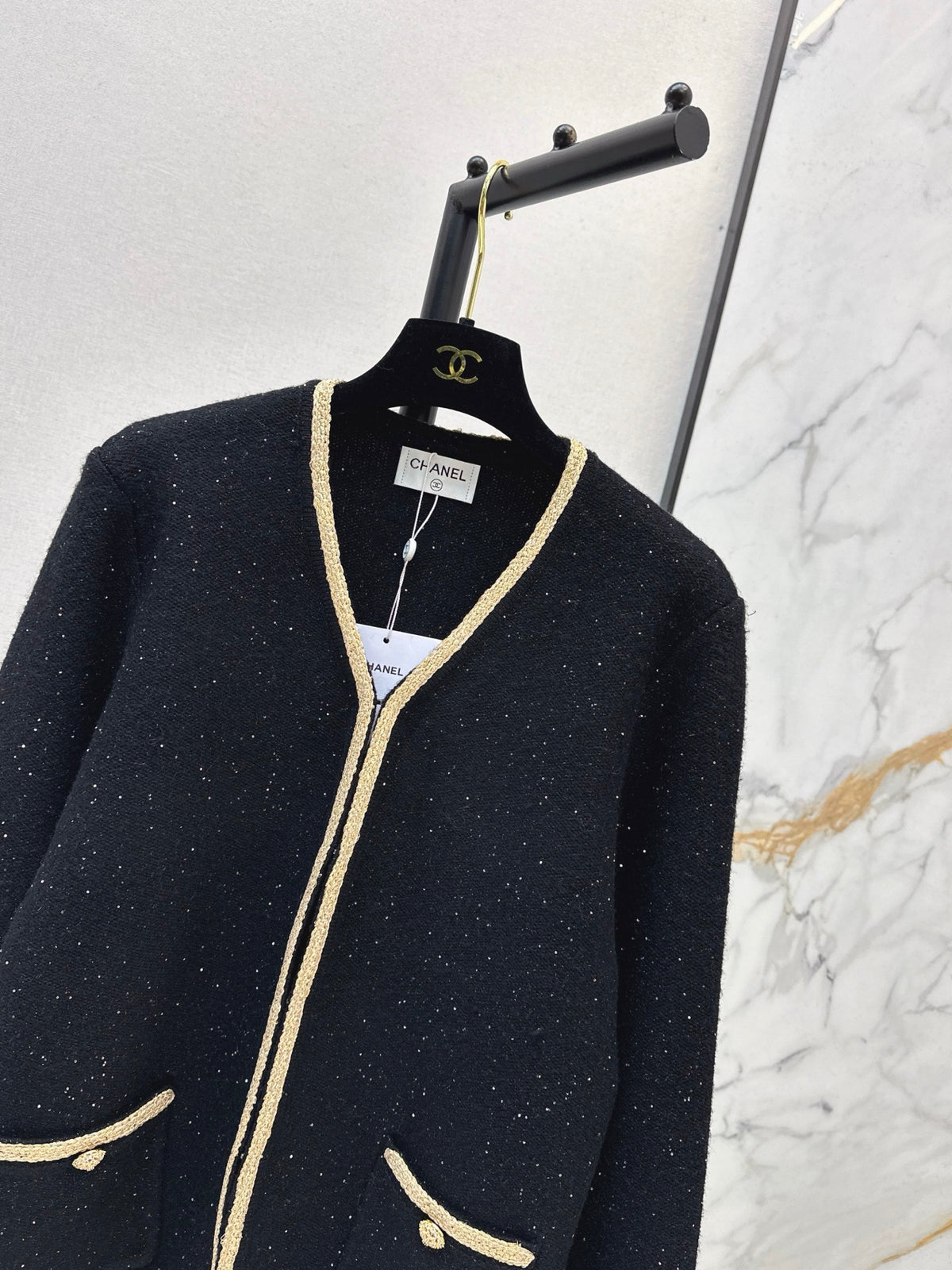 ❤️‍🔥Limited edition❤️‍🔥26FW New Cardigan with Gold Trim 🖤